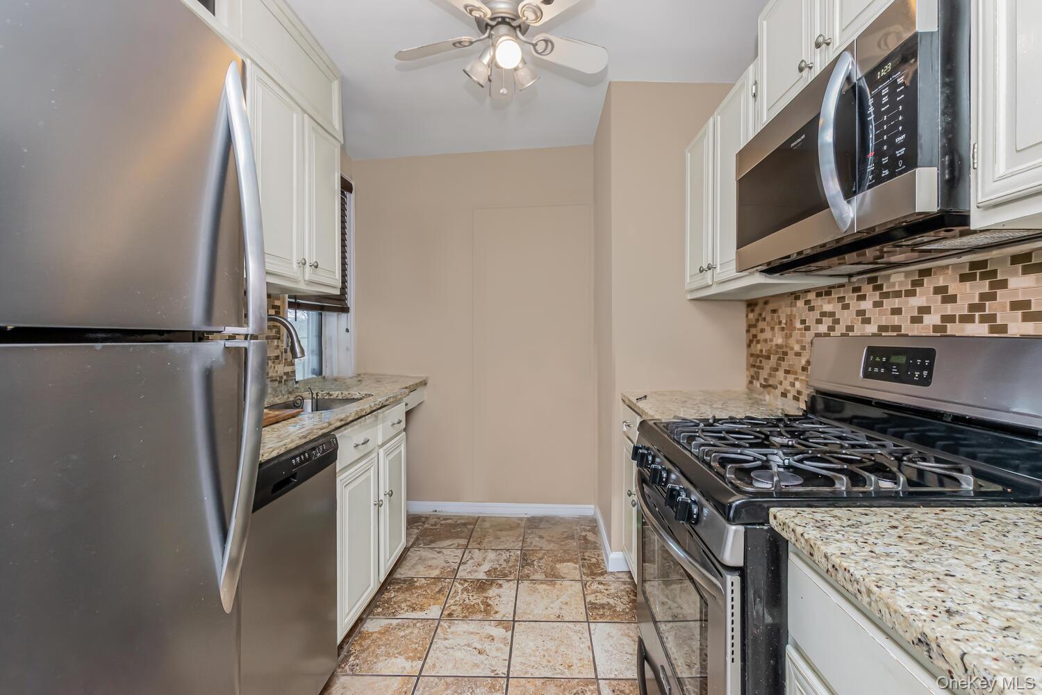 #9 photo, 76 DeHaven Drive, Yonkers , NY 10703