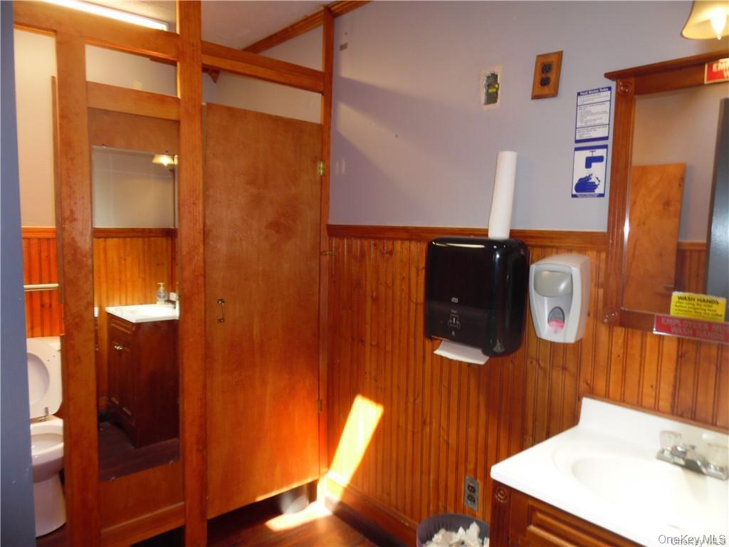 #9 photo, 371 E Broadway, Monticello , NY 12701