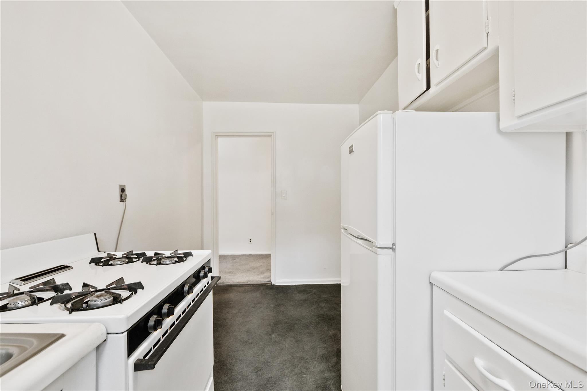 #16 photo, 8 Lawrence Drive, White Plains , NY 10603