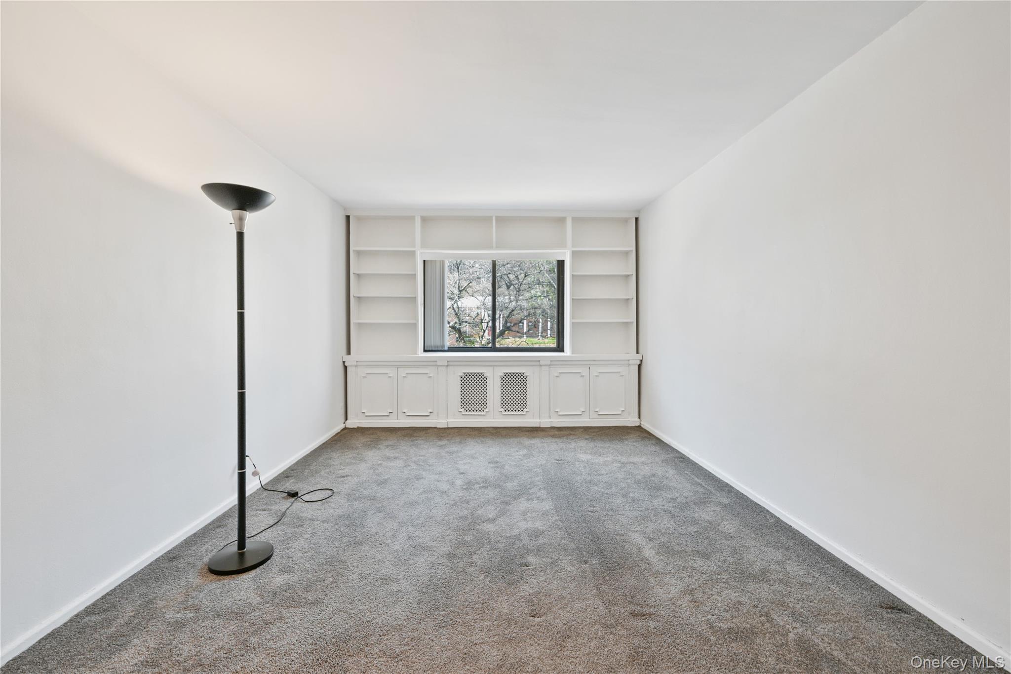 #5 photo, 8 Lawrence Drive, White Plains , NY 10603