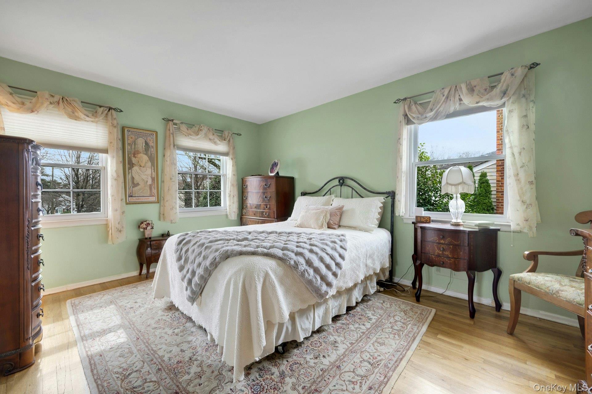 #19 photo, 5 Boulder Lane, Scarsdale , NY 10583