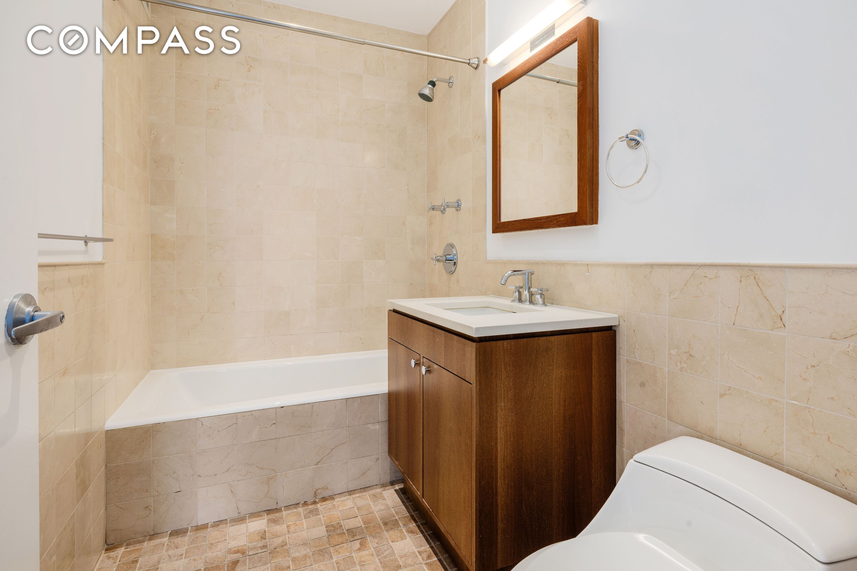 #10 photo, 10 W End Avenue, Upper West Side , NY 10023