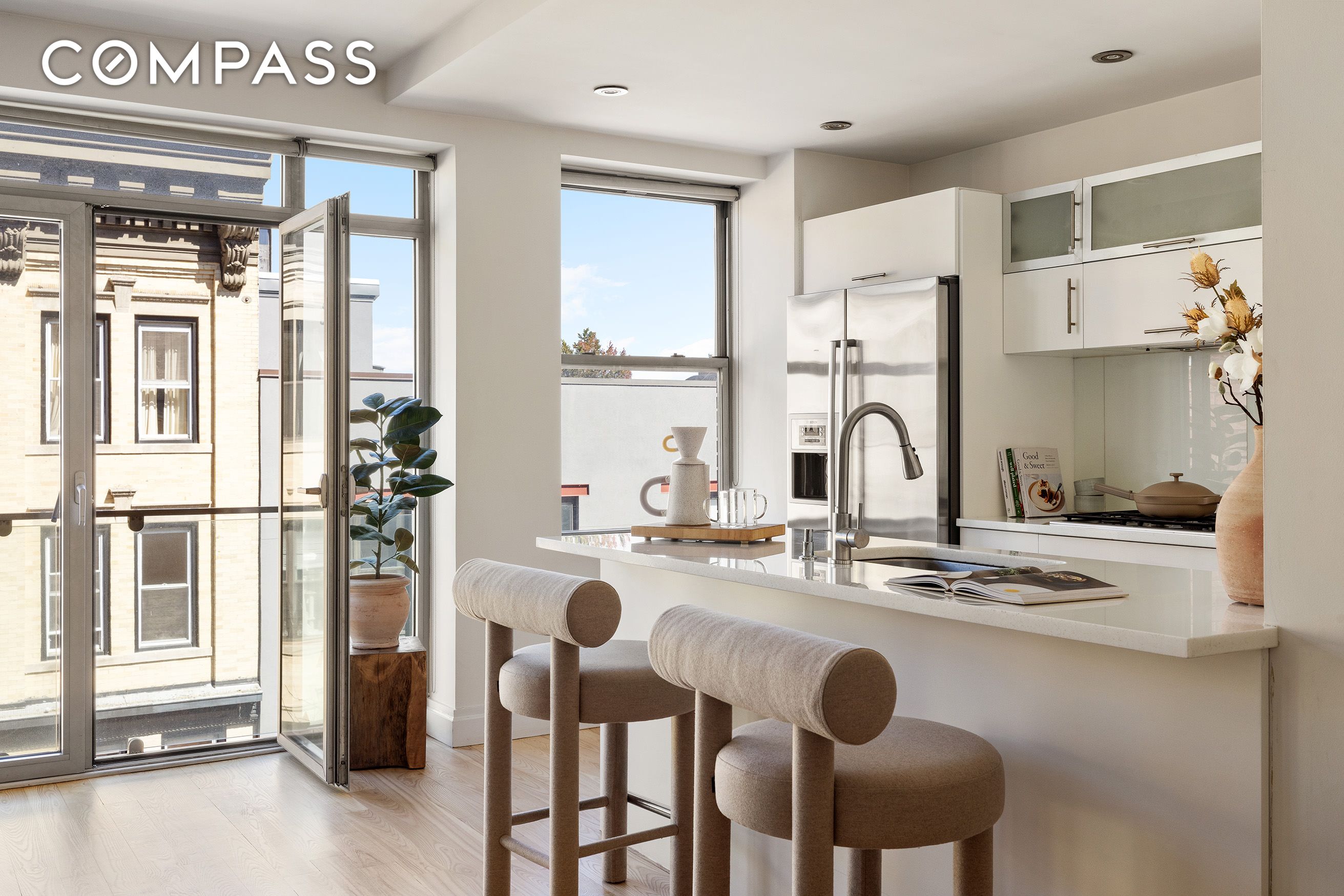 #5 photo, 210 S 1st Street, Williamsburg , NY 11211