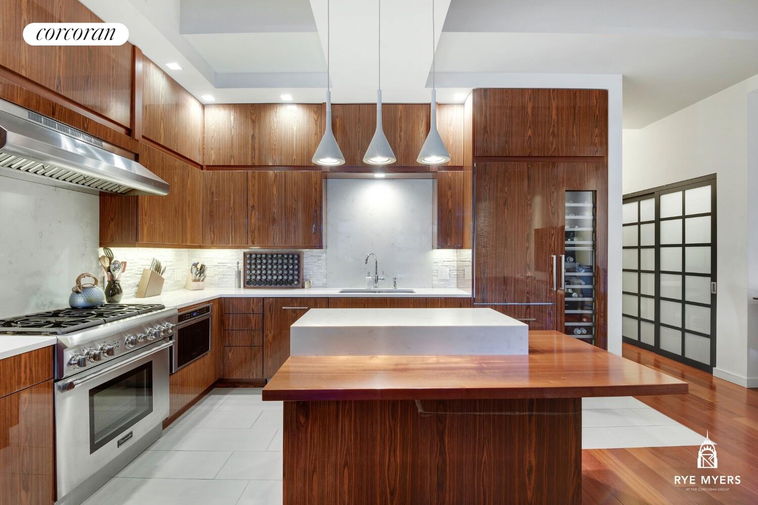 #4 photo, 529 W 42ND Street, ম্যানহাটন Hell's Kitchen , NY 10036