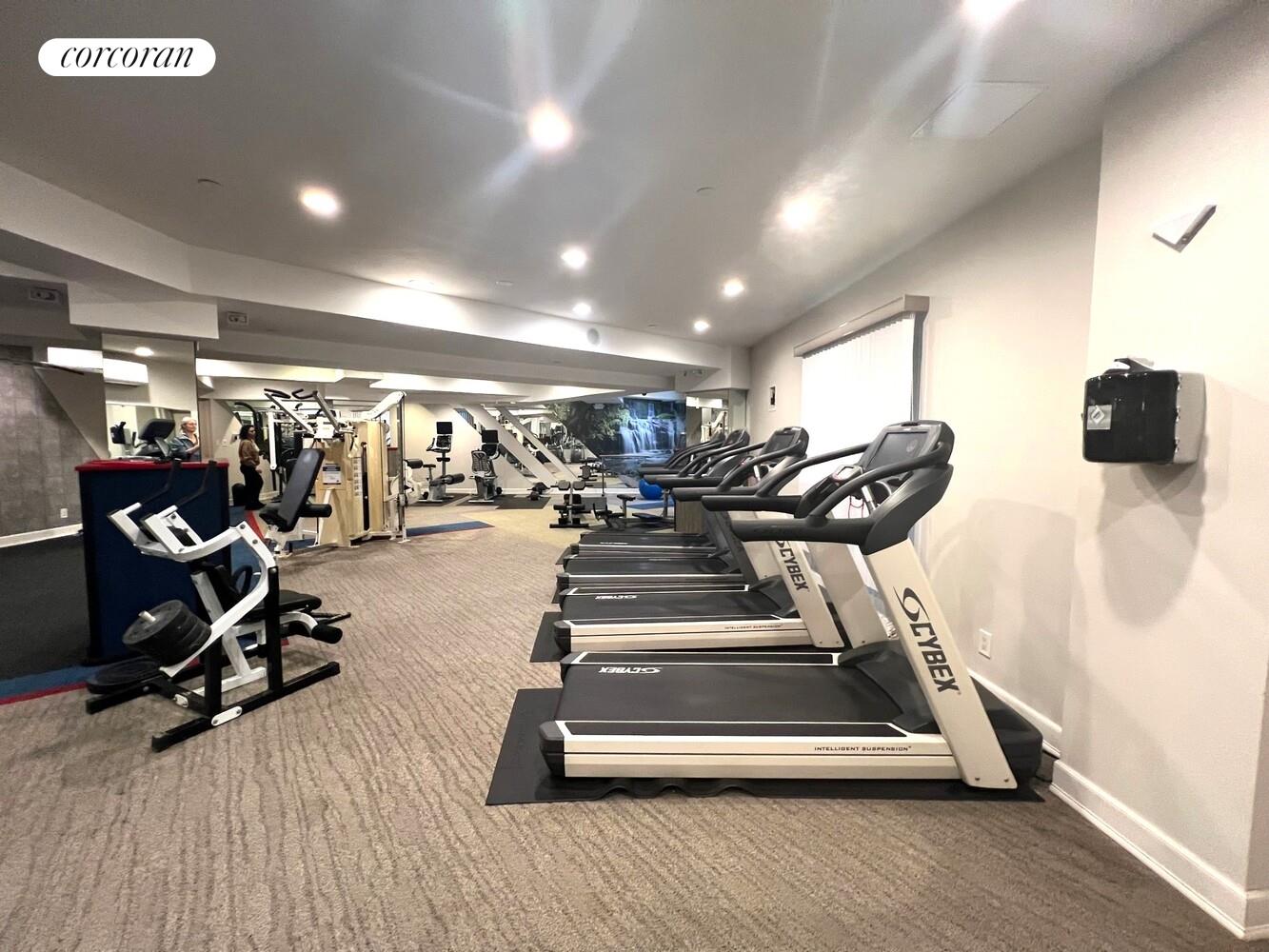 #8 photo, 50 BRIGHTON 1ST Road, ব্রুকলিন Brighton Beach , NY 11235