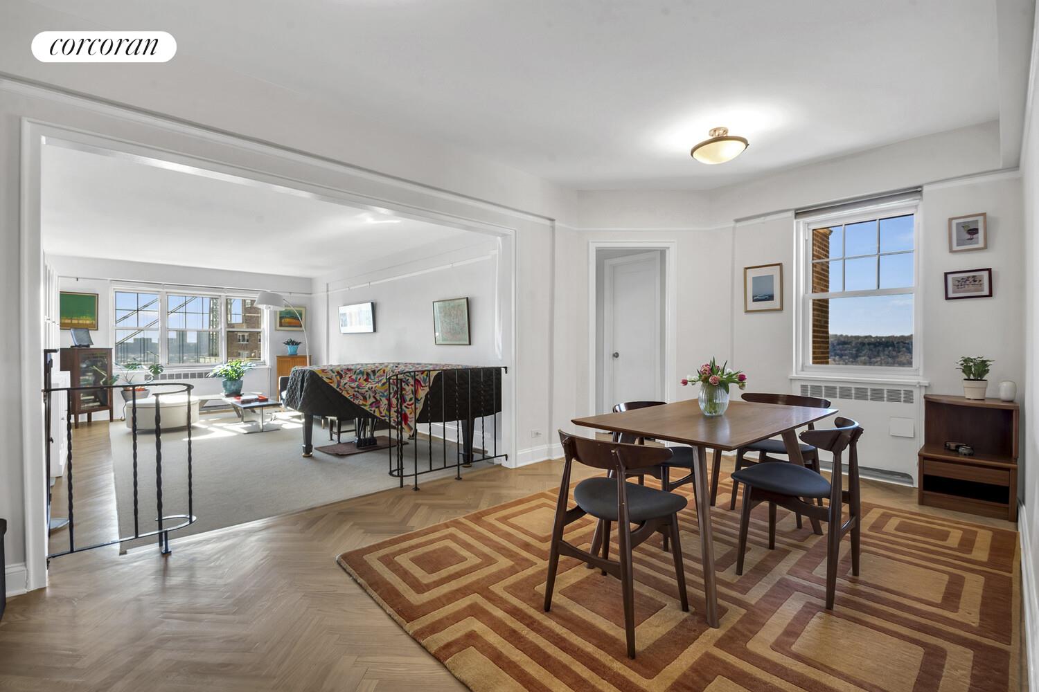 #1 photo, 120 CABRINI Boulevard, ম্যানহাটন Hudson Heights , NY 10033