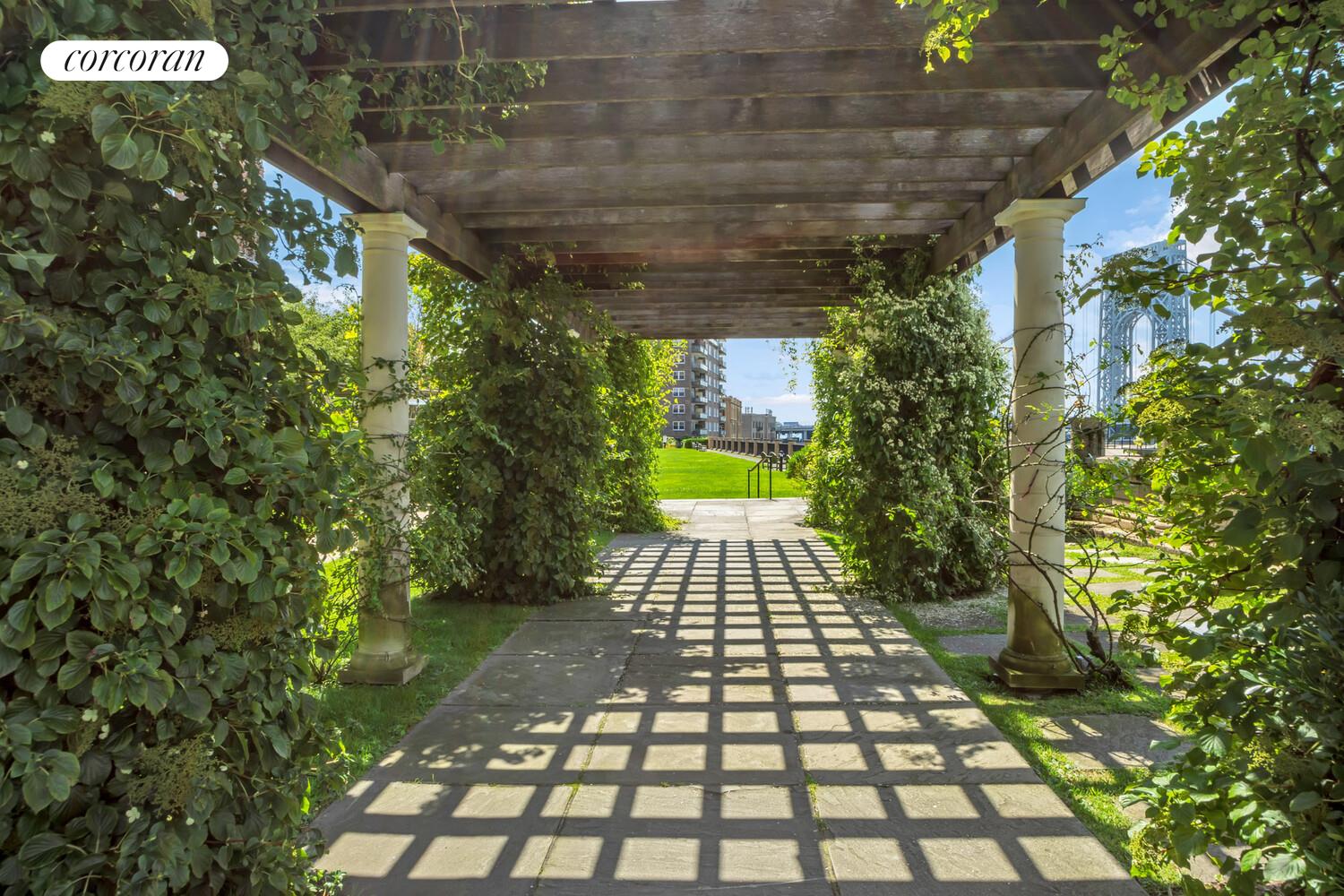 #16 photo, 120 CABRINI Boulevard, ম্যানহাটন Hudson Heights , NY 10033