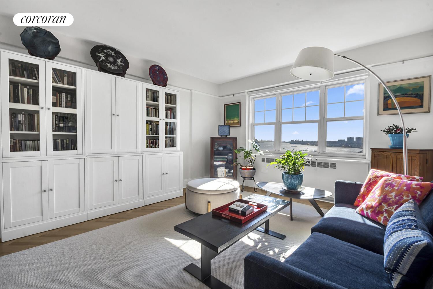 #4 photo, 120 CABRINI Boulevard, ম্যানহাটন Hudson Heights , NY 10033