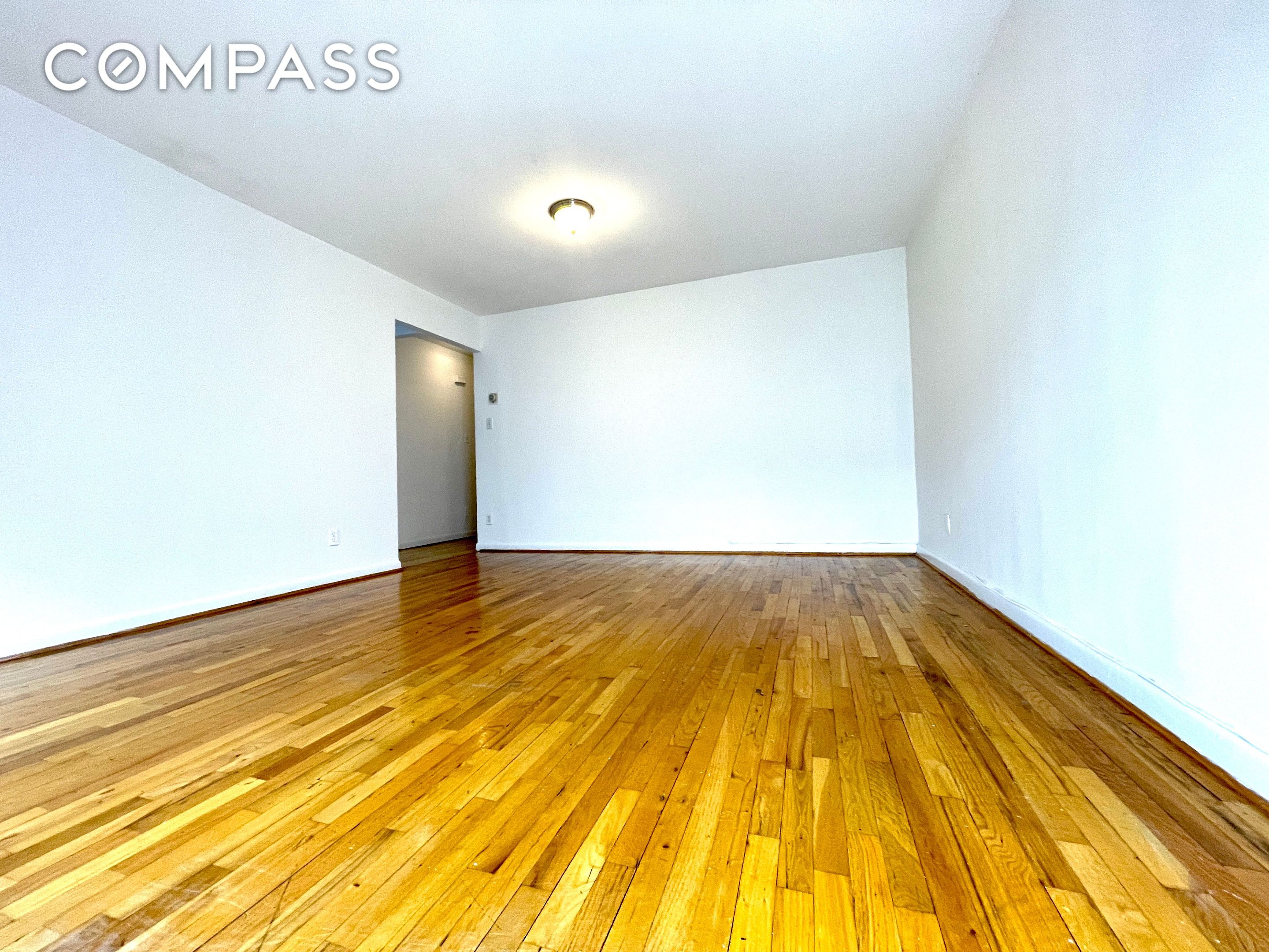 #4 photo, 447 E 21st Street, ব্রুকলিন Ditmas Park , NY 11226