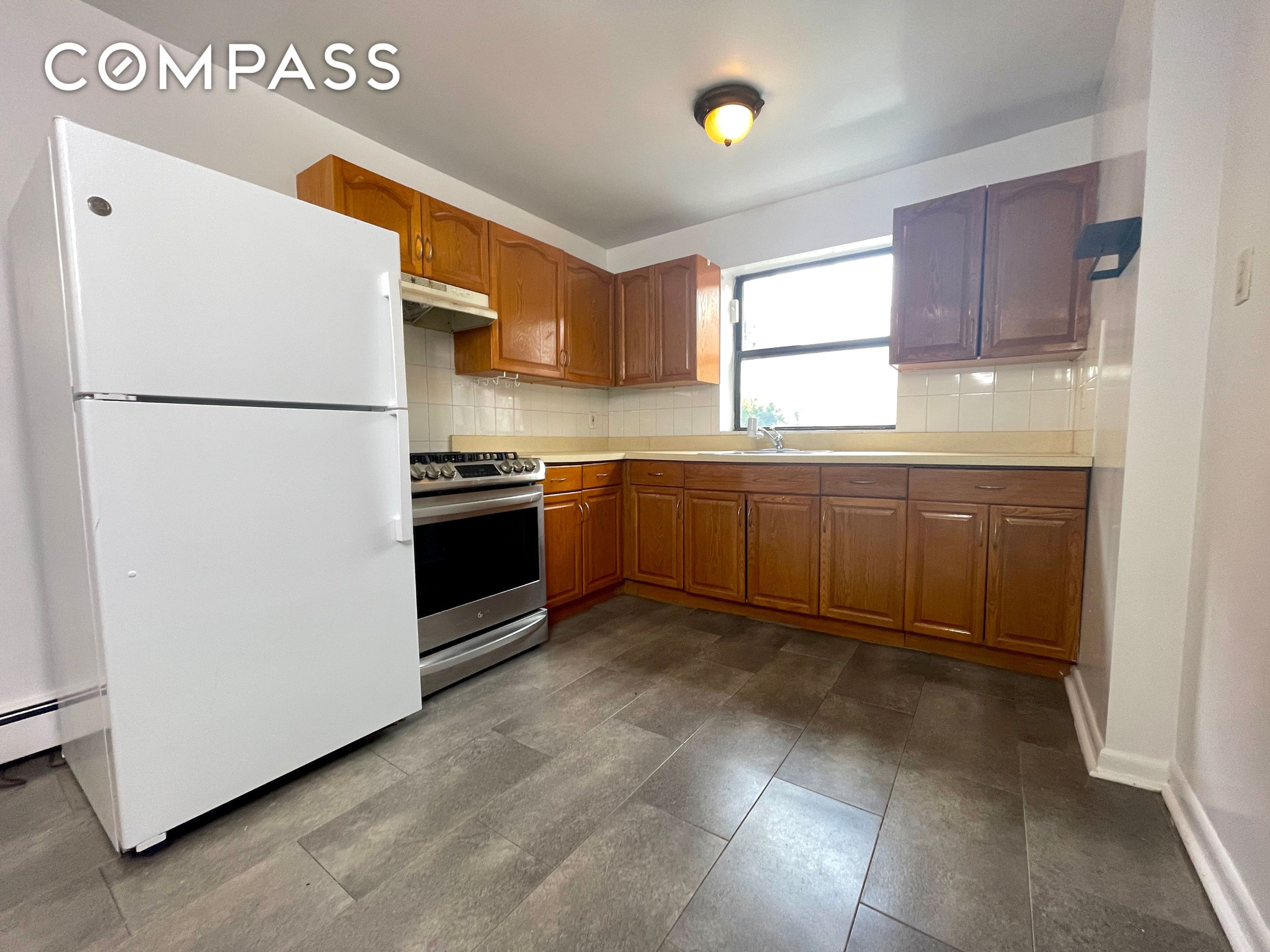 #5 photo, 447 E 21st Street, ব্রুকলিন Ditmas Park , NY 11226