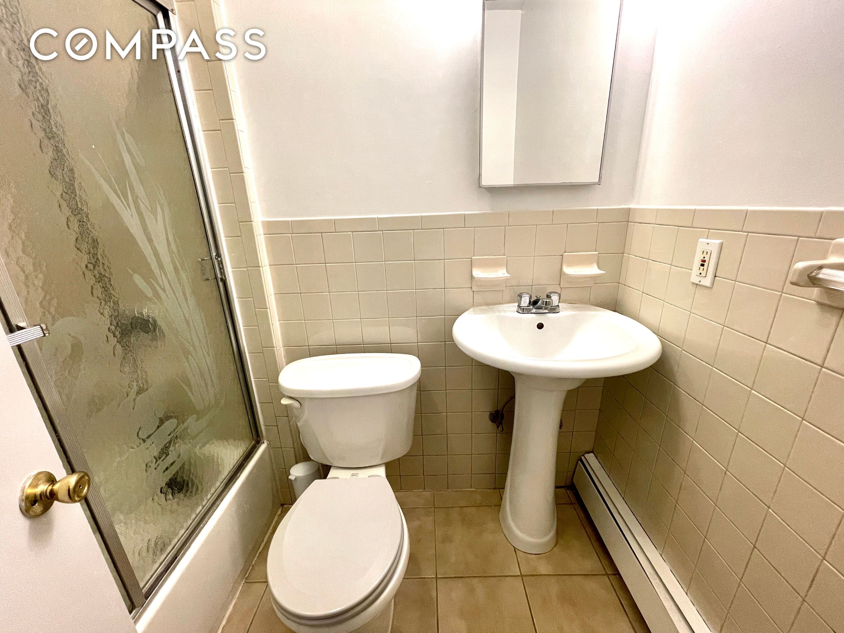 #7 photo, 447 E 21st Street, ব্রুকলিন Ditmas Park , NY 11226