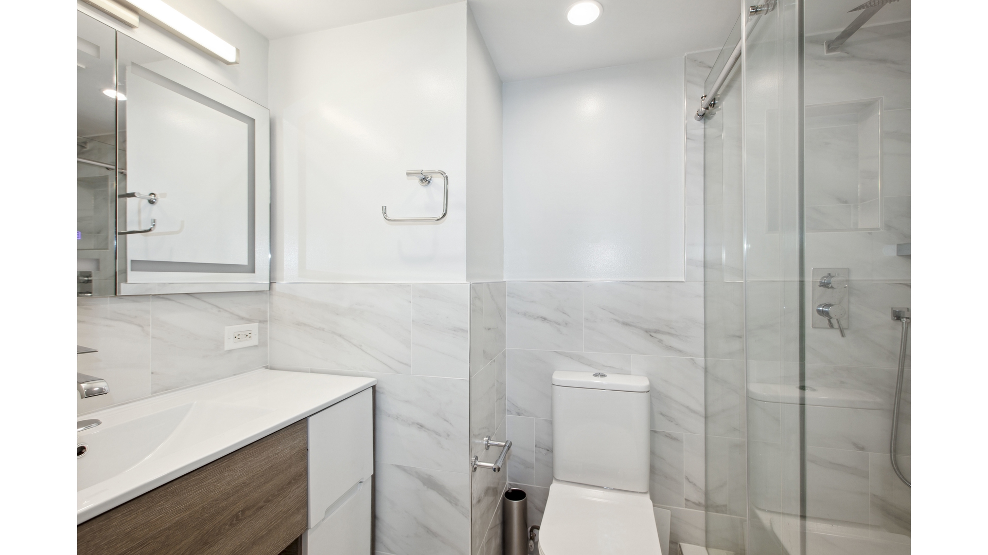 #9 photo, 250 MERCER Street, Greenwich Village , NY 10012