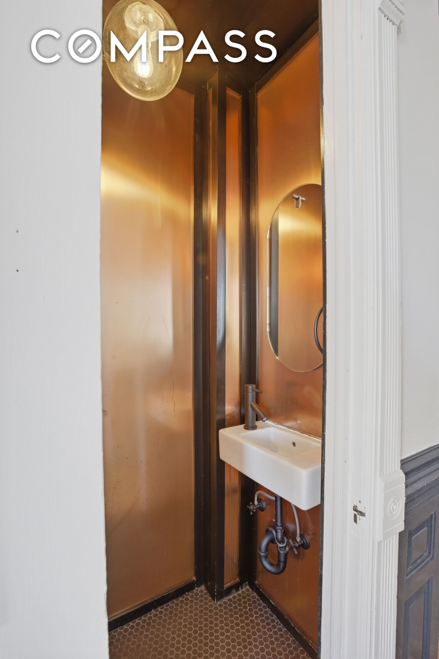 #6 photo, 611 Macon Street, Bedford-Stuyvesant , NY 11233