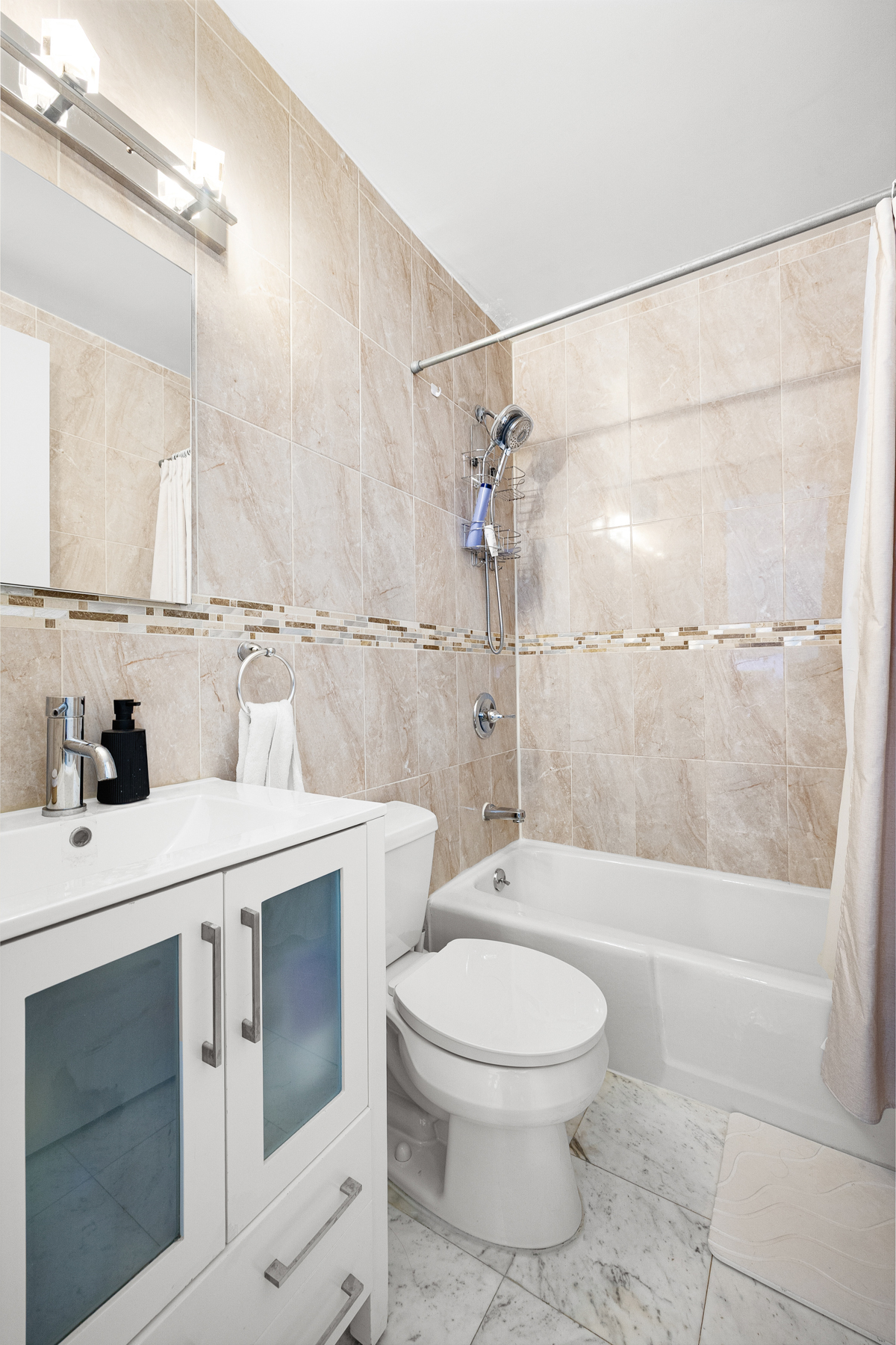 #9 photo, 30 W 61st Street, Lincoln Square , NY 10023