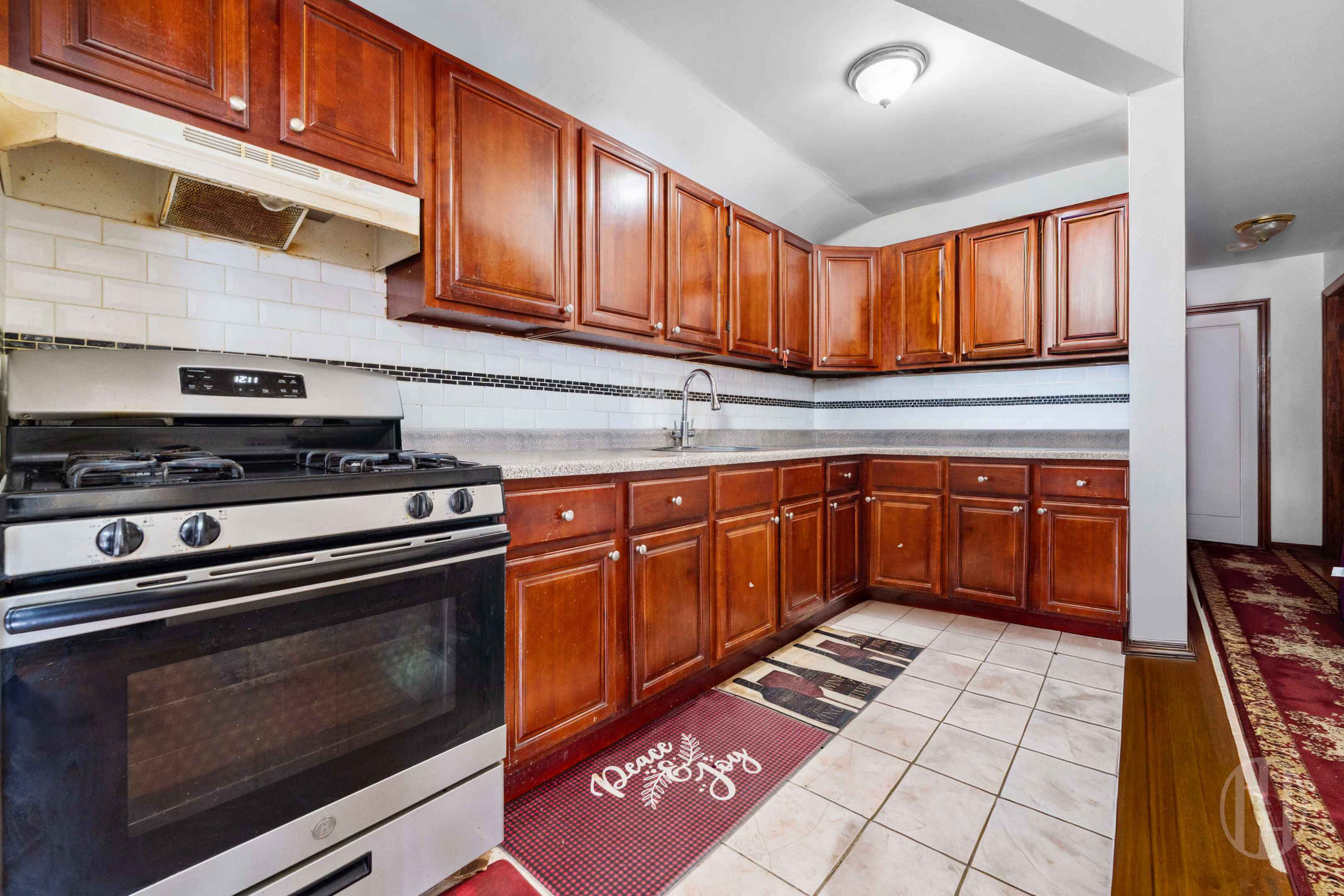 #13 photo, 109-32 156th Street, Jamaica , NY 11433