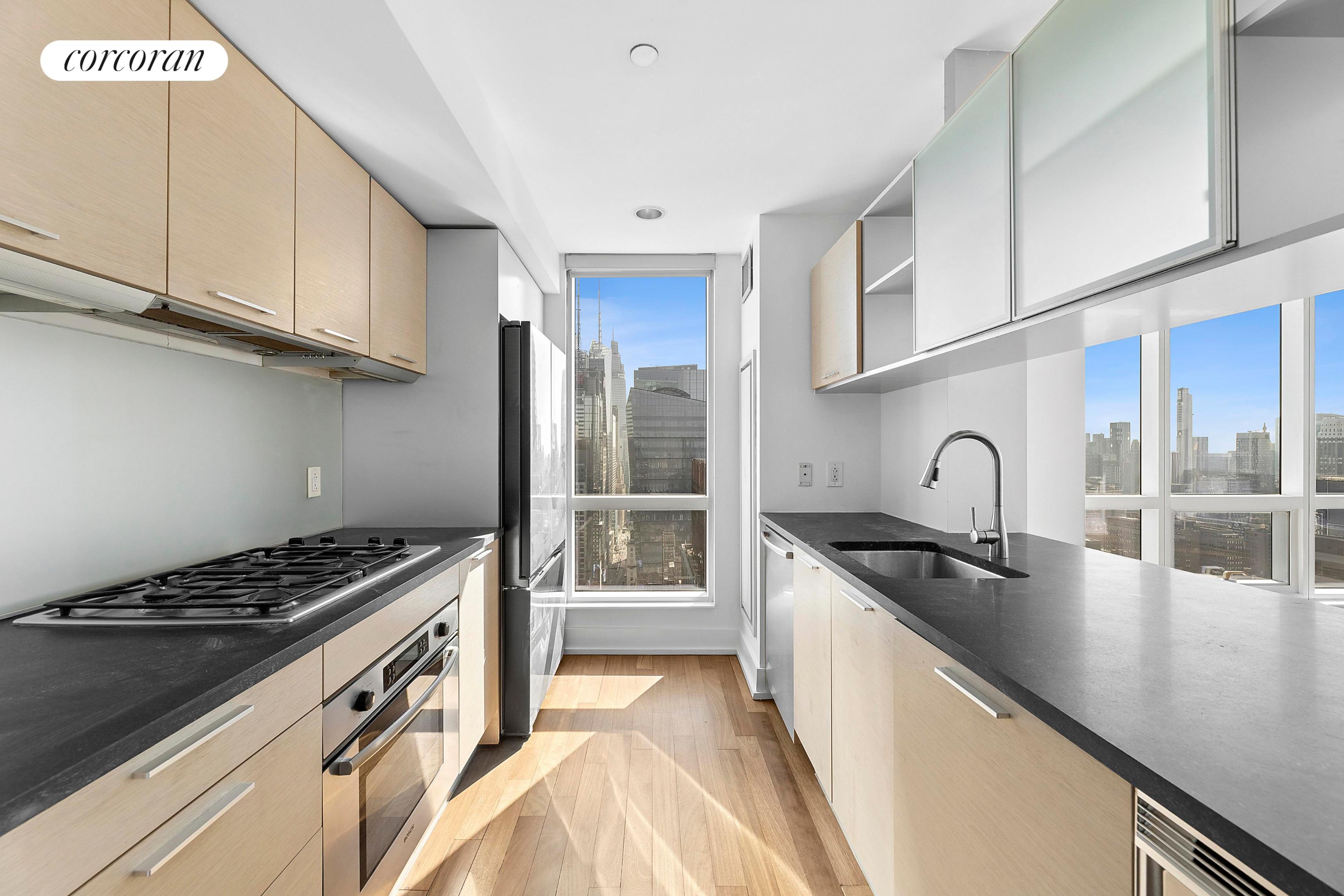 #6 photo, 350 W 42ND Street, ম্যানহাটন Hell's Kitchen , NY 10036