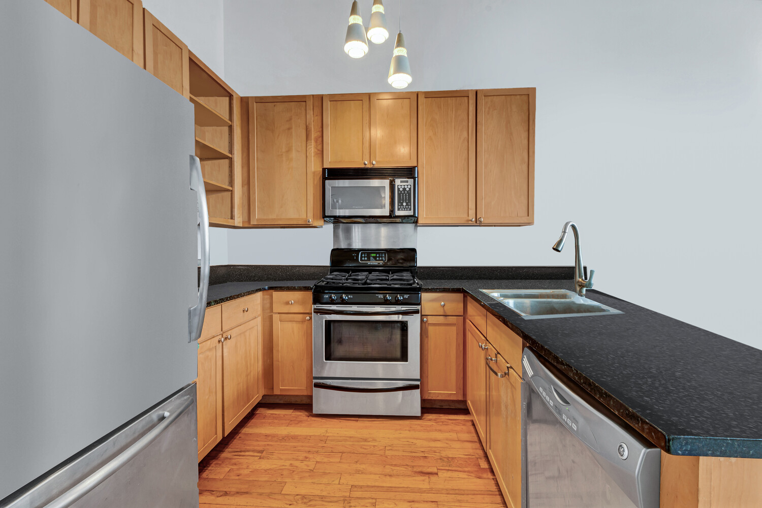 #3 photo, 689 MYRTLE Avenue, ব্রুকলিন Bedford-Stuyvesant , NY 11205