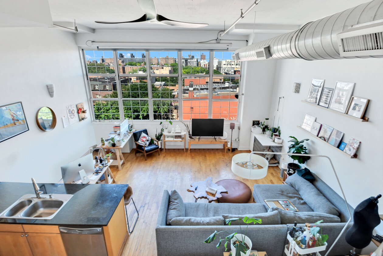 #4 photo, 689 MYRTLE Avenue, ব্রুকলিন Bedford-Stuyvesant , NY 11205