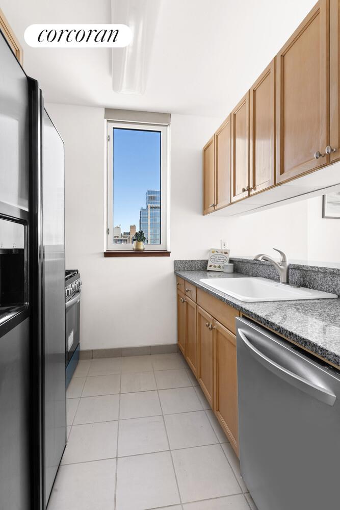 #5 photo, 1760 2ND Avenue, ম্যানহাটন Yorkville , NY 10128