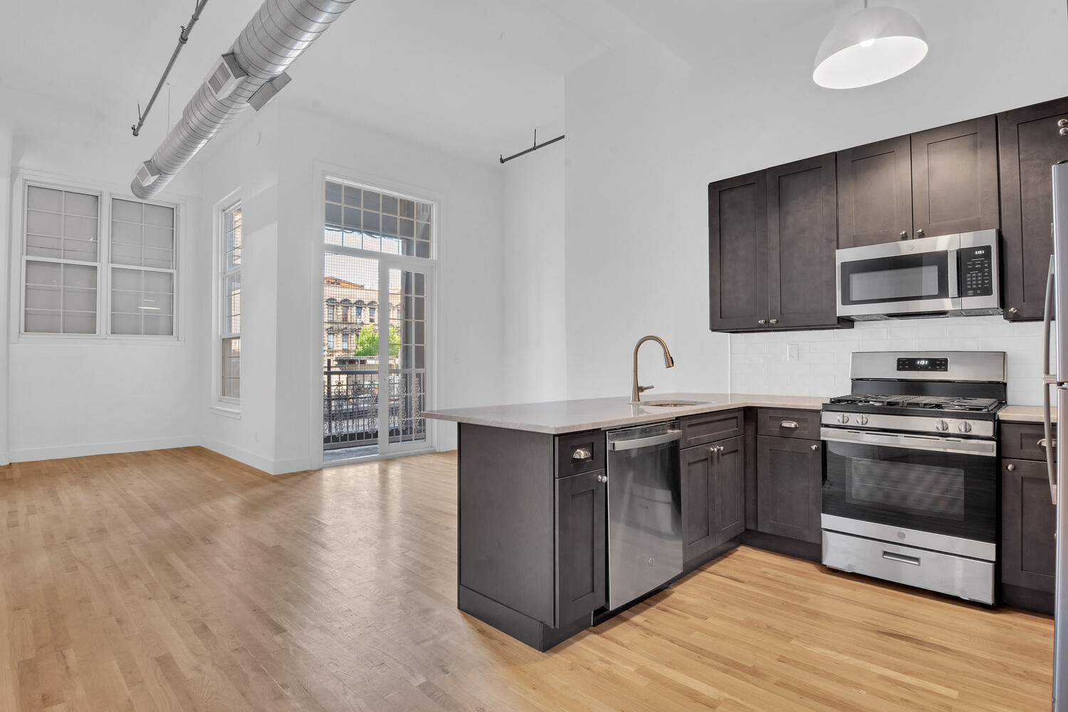 #4 photo, 689 MYRTLE Avenue, ব্রুকলিন Bedford-Stuyvesant , NY 11205