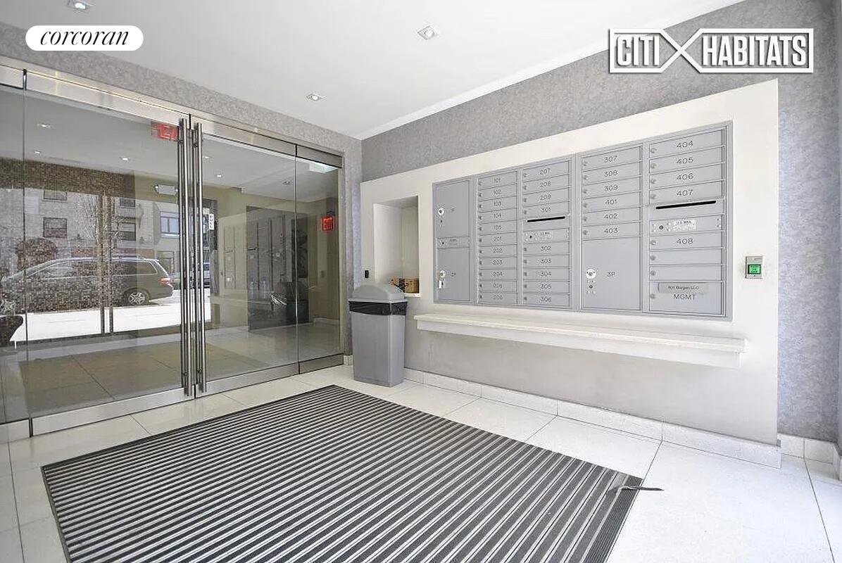 #8 photo, 801 BERGEN Street, ব্রুকলিন Crown Heights , NY 11238