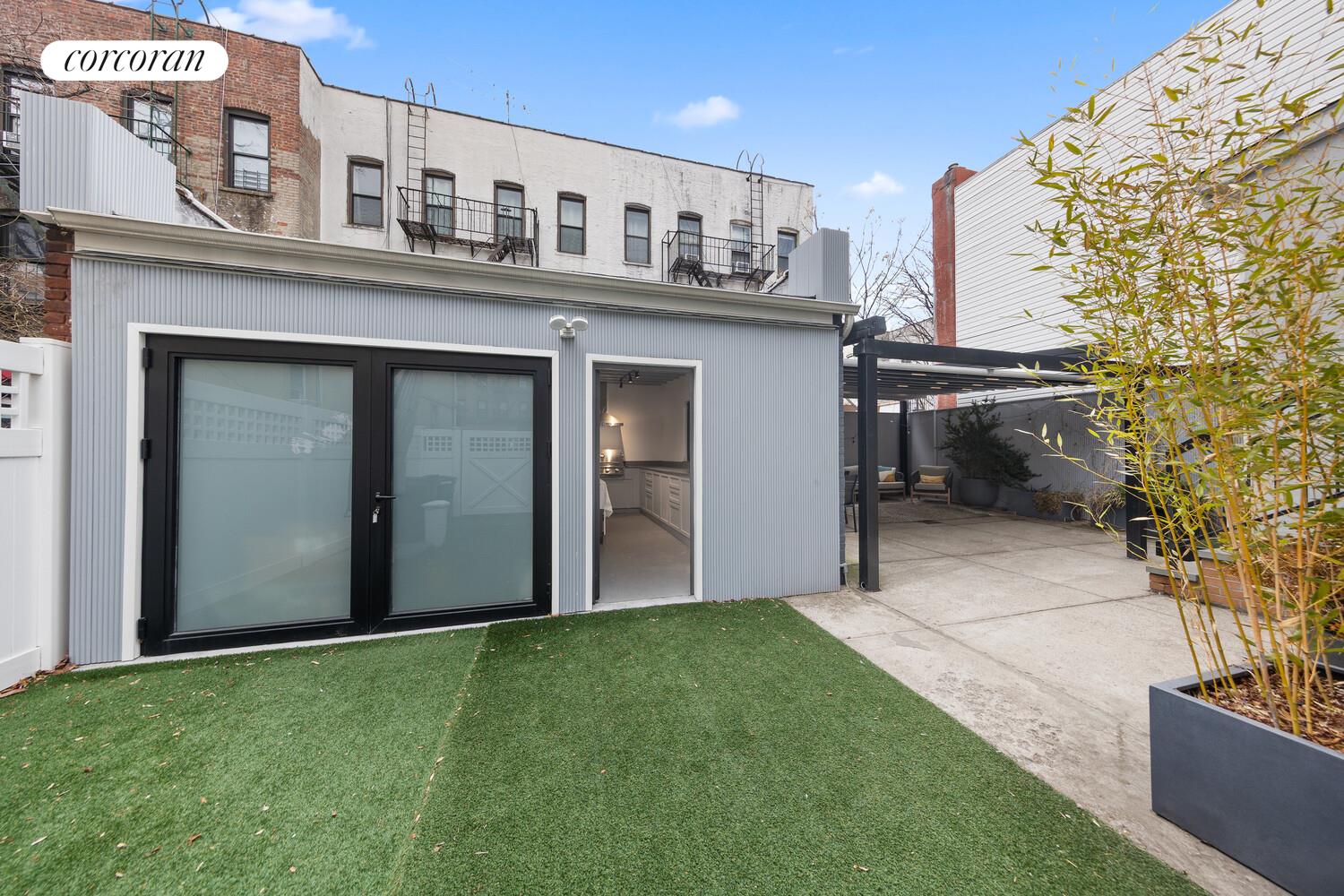 #14 photo, 390 STRATFORD Road, ব্রুকলিন Ditmas Park , NY 11218