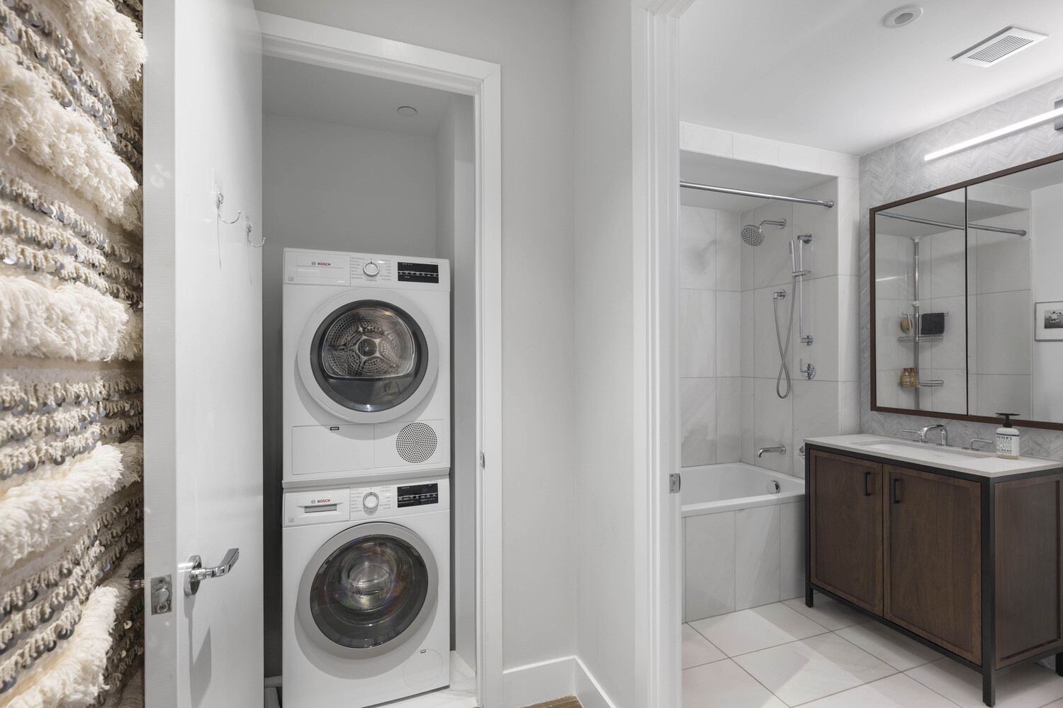 #7 photo, 10 LENOX Avenue, South Harlem , NY 10026