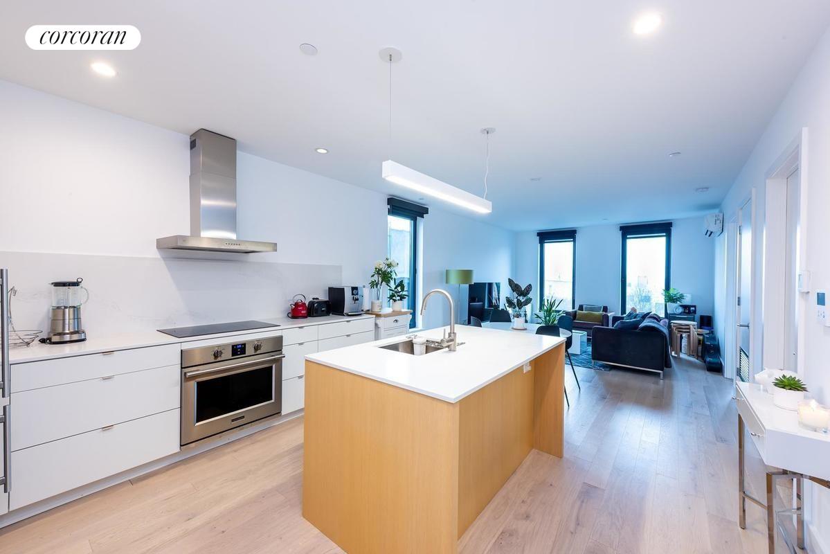 #1 photo, 762 PARK Place, ব্রুকলিন Crown Heights , NY 11216