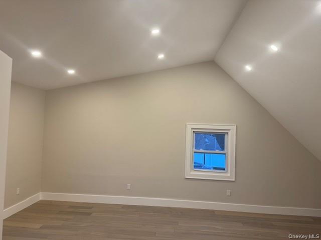 #18 photo, 48 Ripple Lane, Levittown , NY 11756