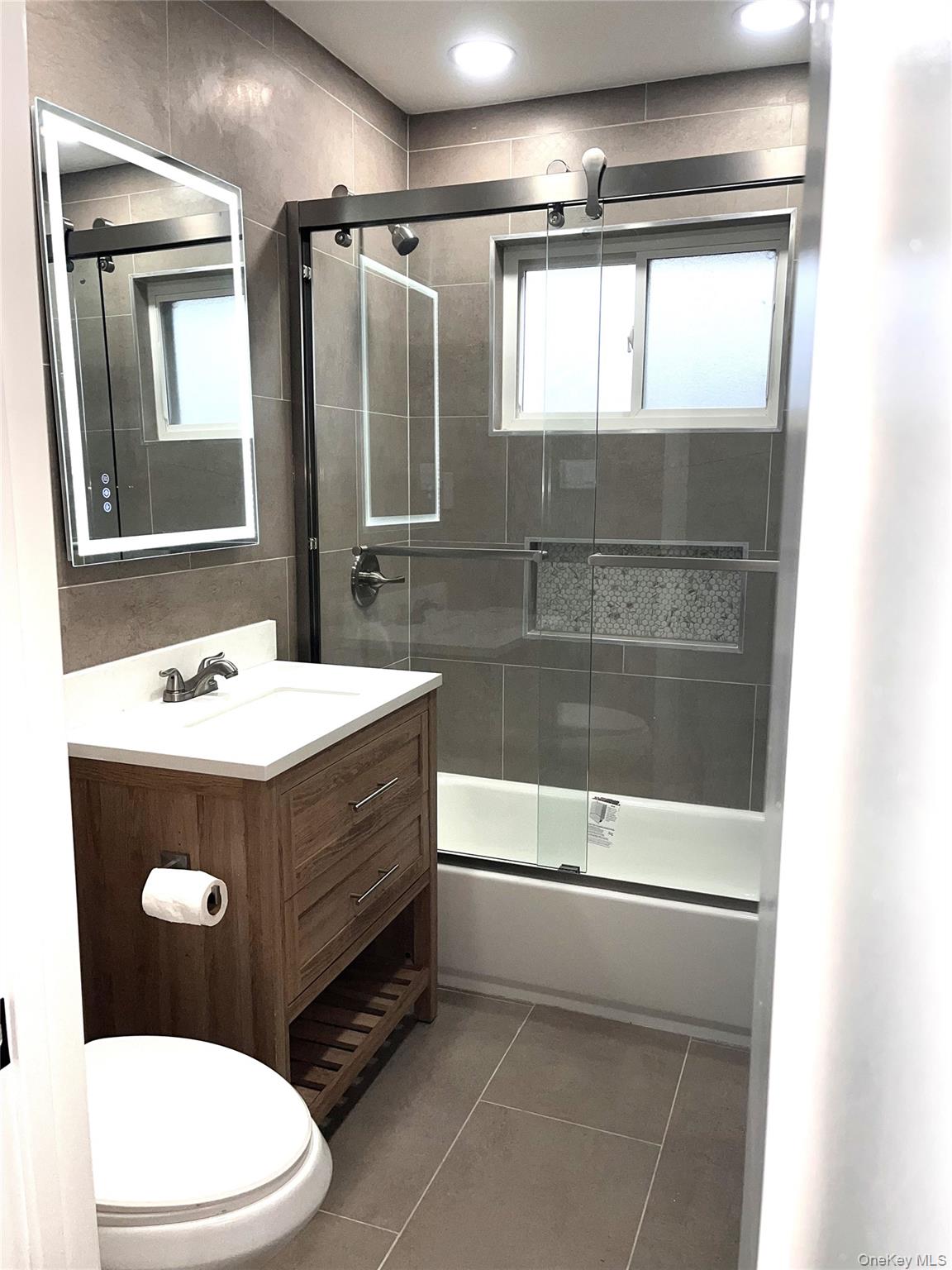 #10 photo, 61 Adams Road, Central Islip , NY 11722