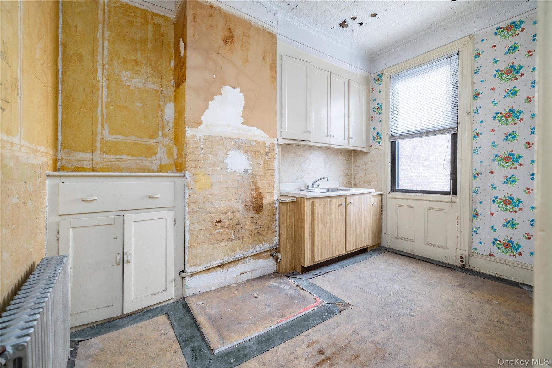 #19 photo, 6019 60th Drive, Maspeth , NY 11378