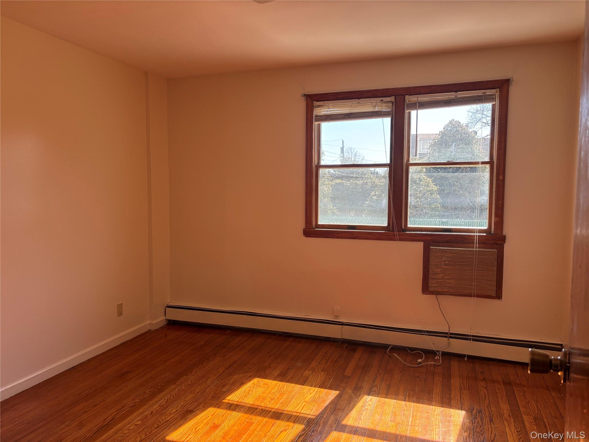 #11 photo, 47 Hartwell Place, Woodmere , NY 11598