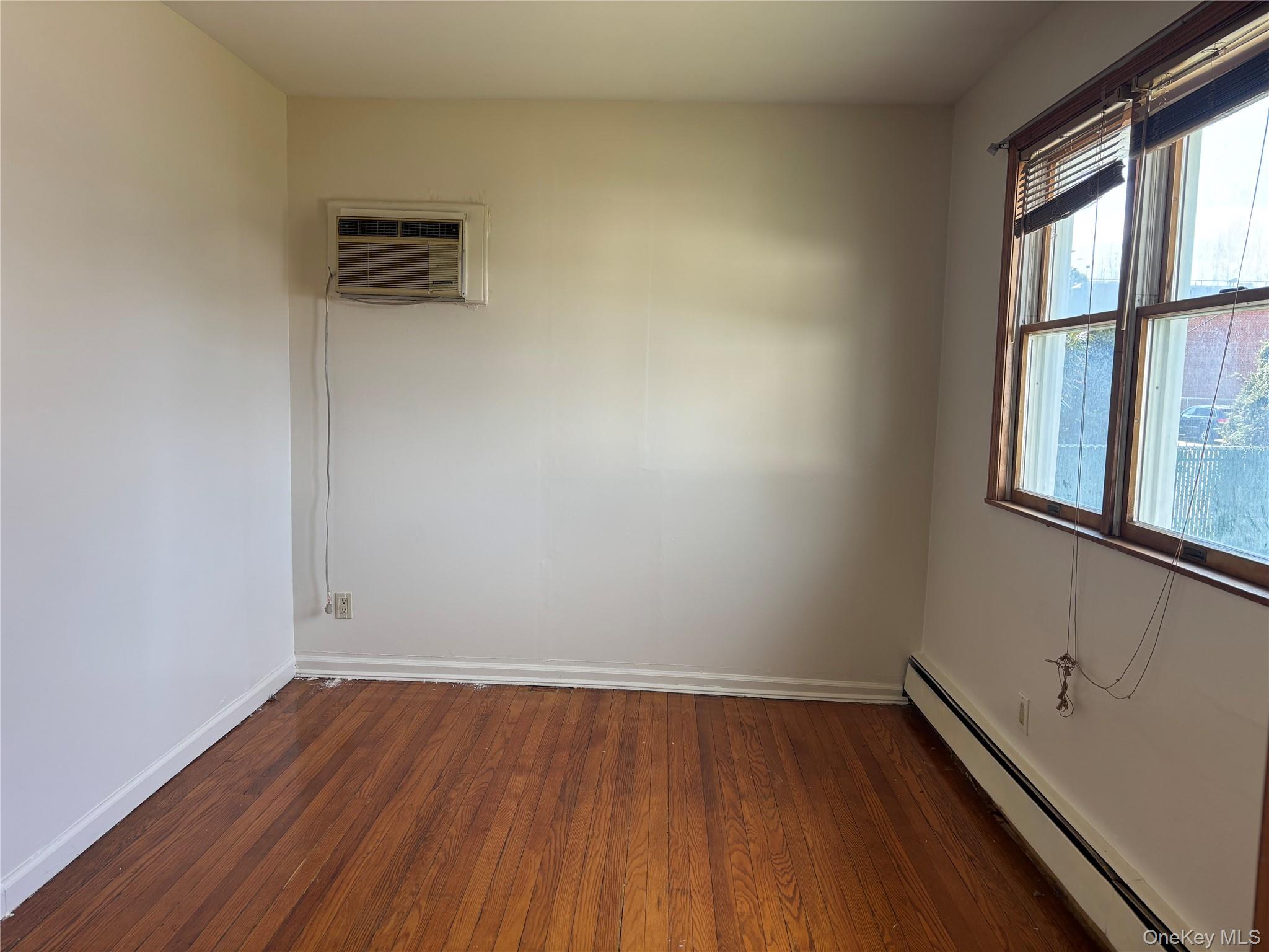 #12 photo, 47 Hartwell Place, Woodmere , NY 11598