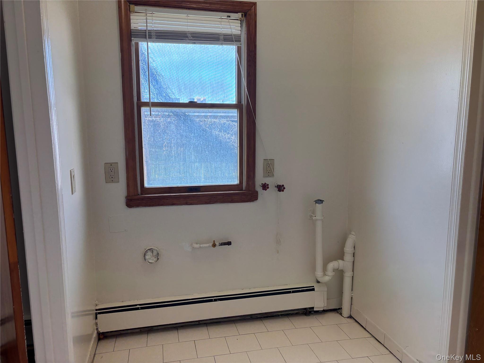 #6 photo, 47 Hartwell Place, Woodmere , NY 11598