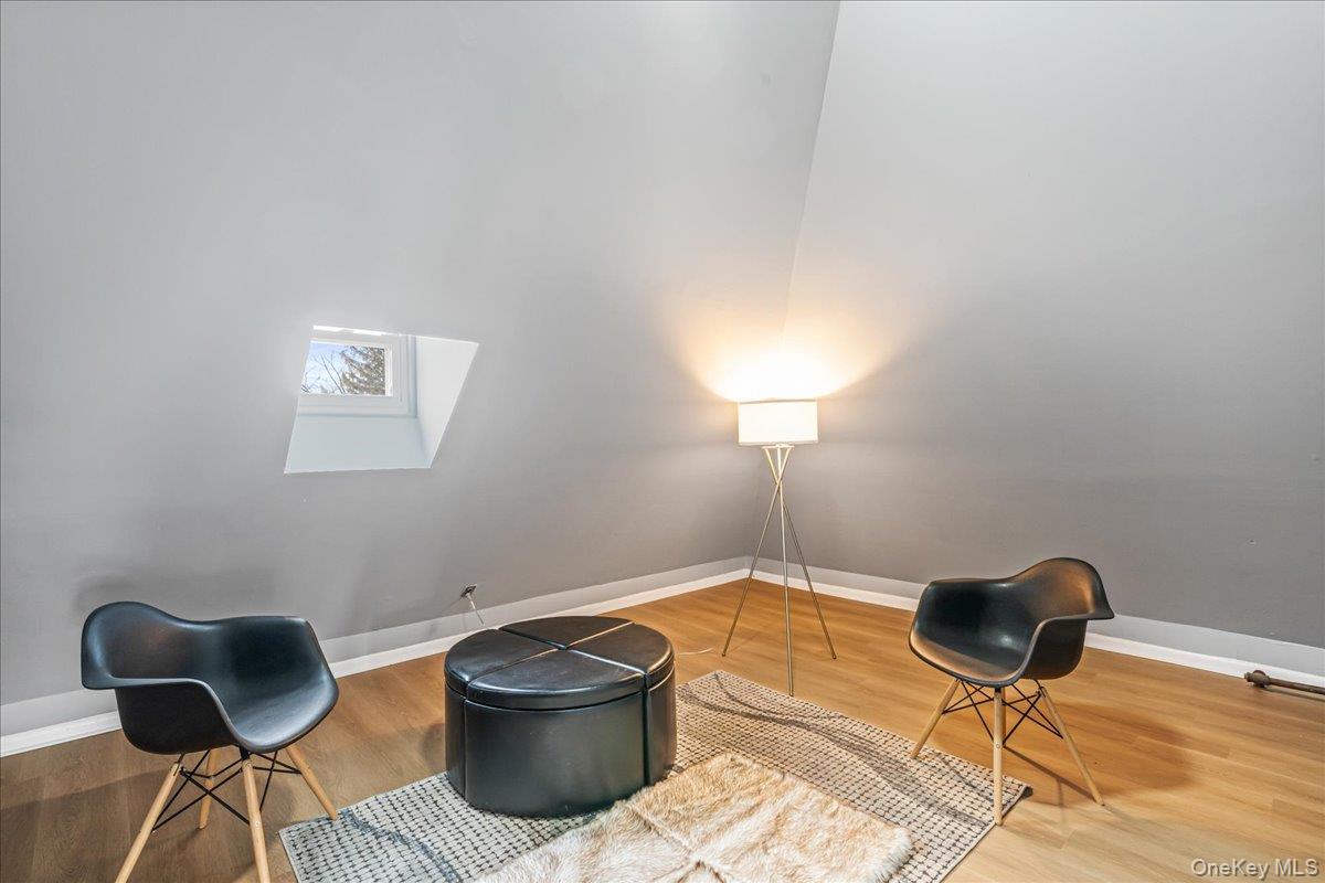 #19 photo, 19619 89th Road, Hollis , NY 11423