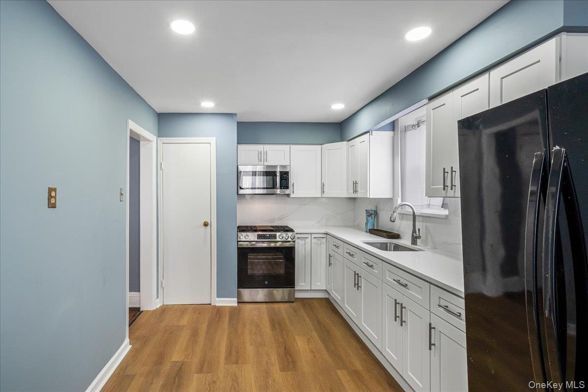 #8 photo, 19619 89th Road, Hollis , NY 11423