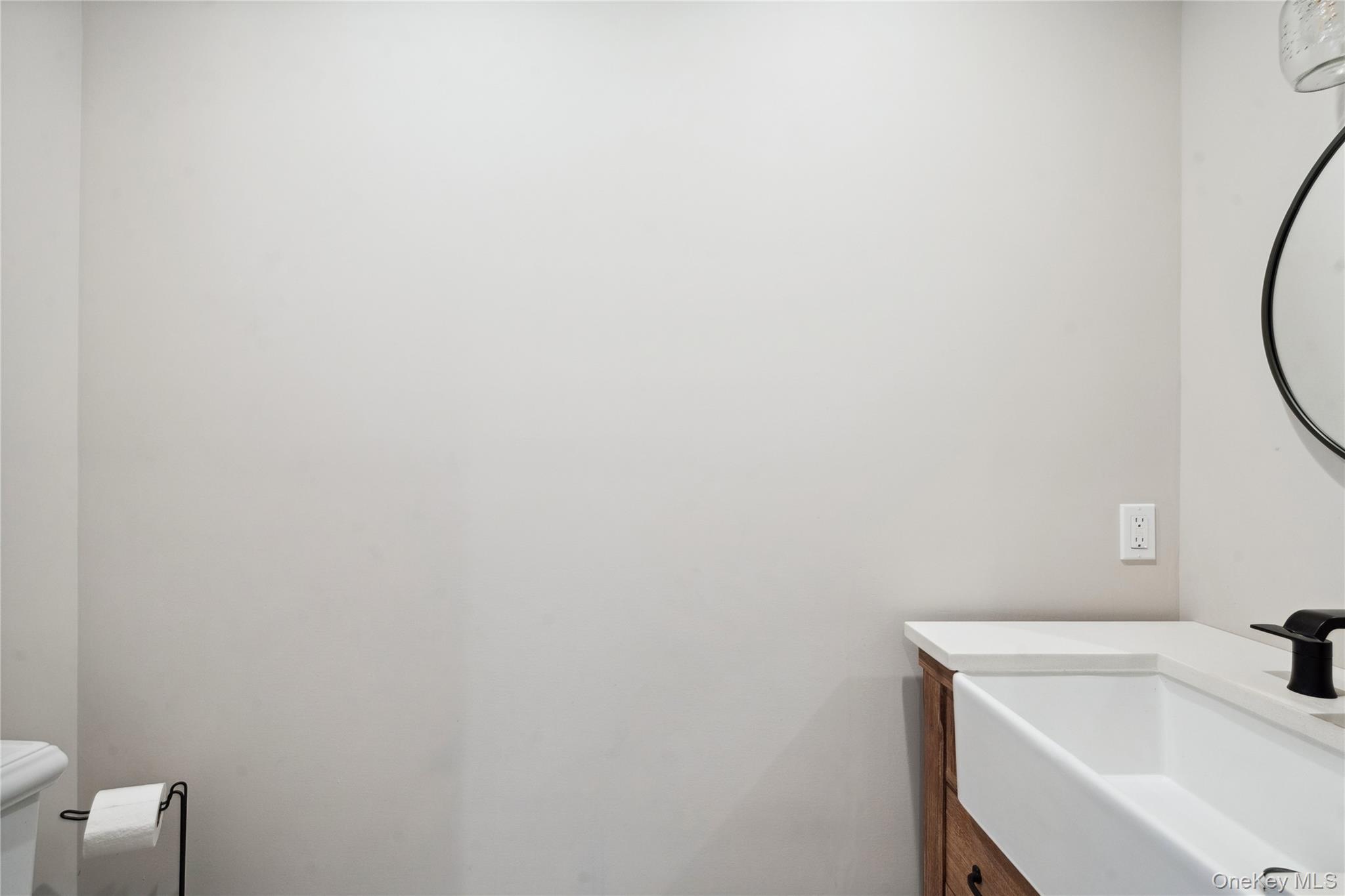 #19 photo, 1 Valley Avenue, מחוז סאפוק Smithtown , NY 11787