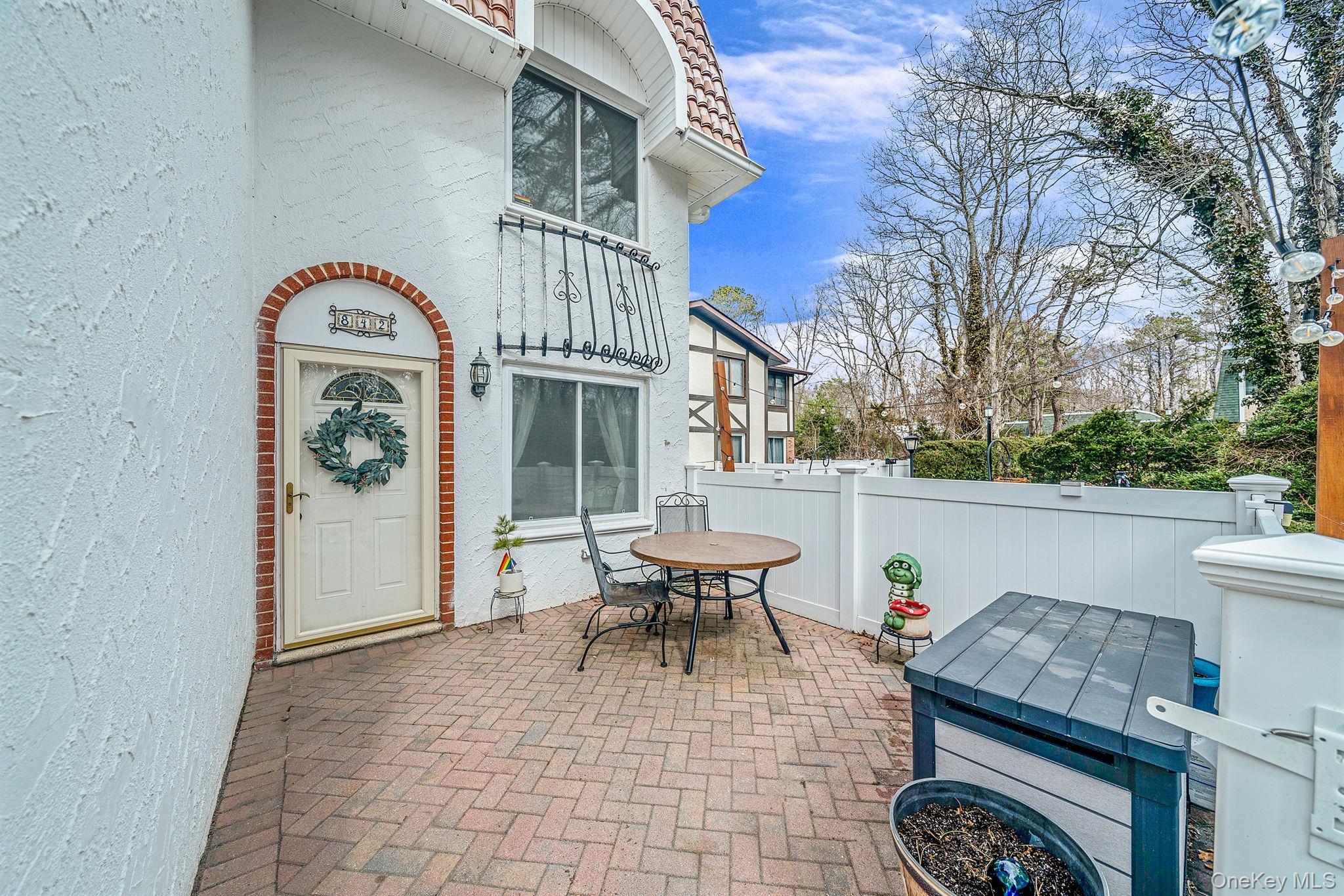 #1 photo, 842 Golf Lane, Medford , NY 11763