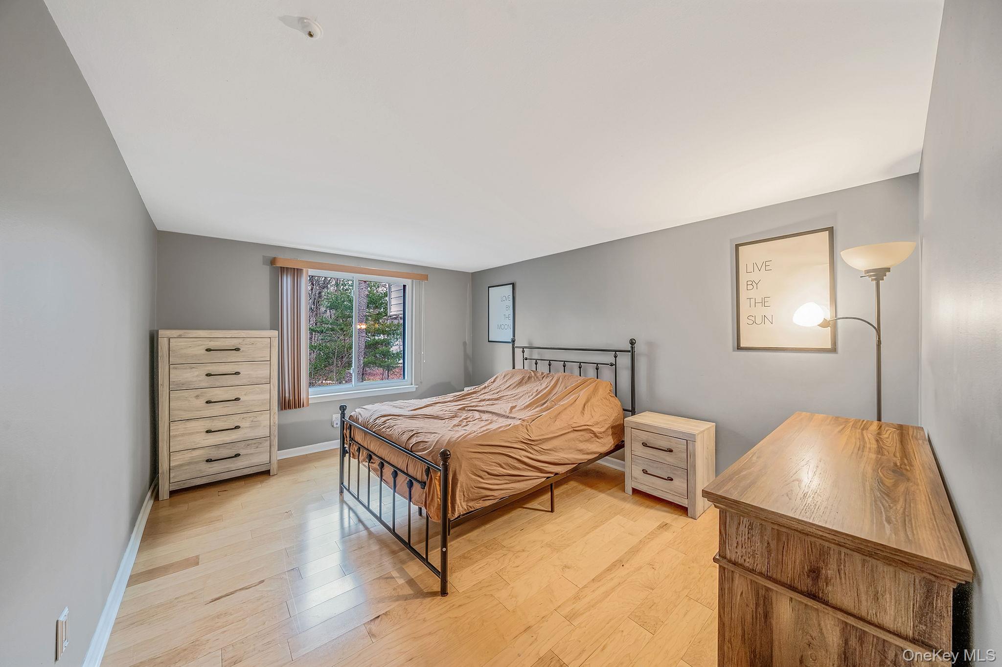 #14 photo, 842 Golf Lane, Medford , NY 11763