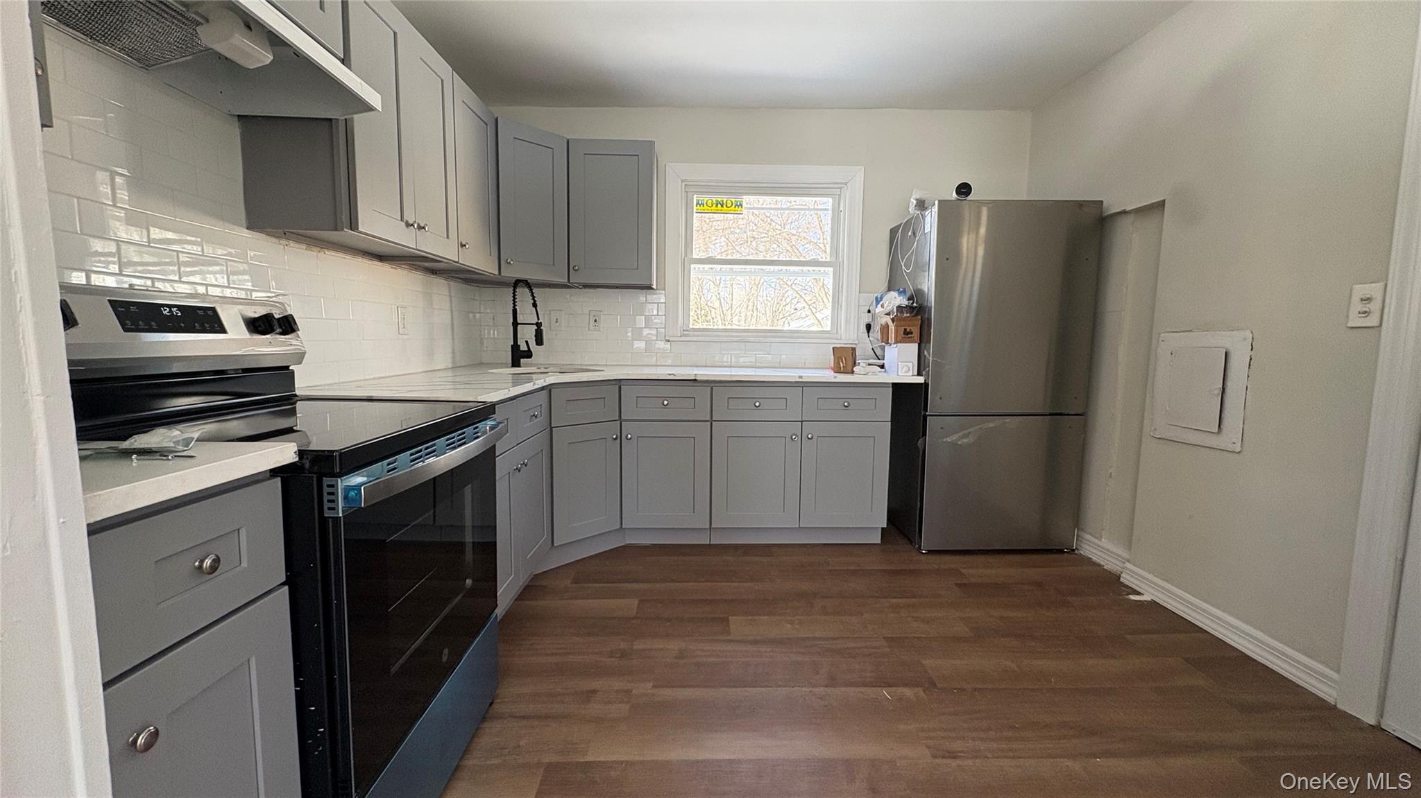 #4 photo, 72 Judith Drive, Coram , NY 11727