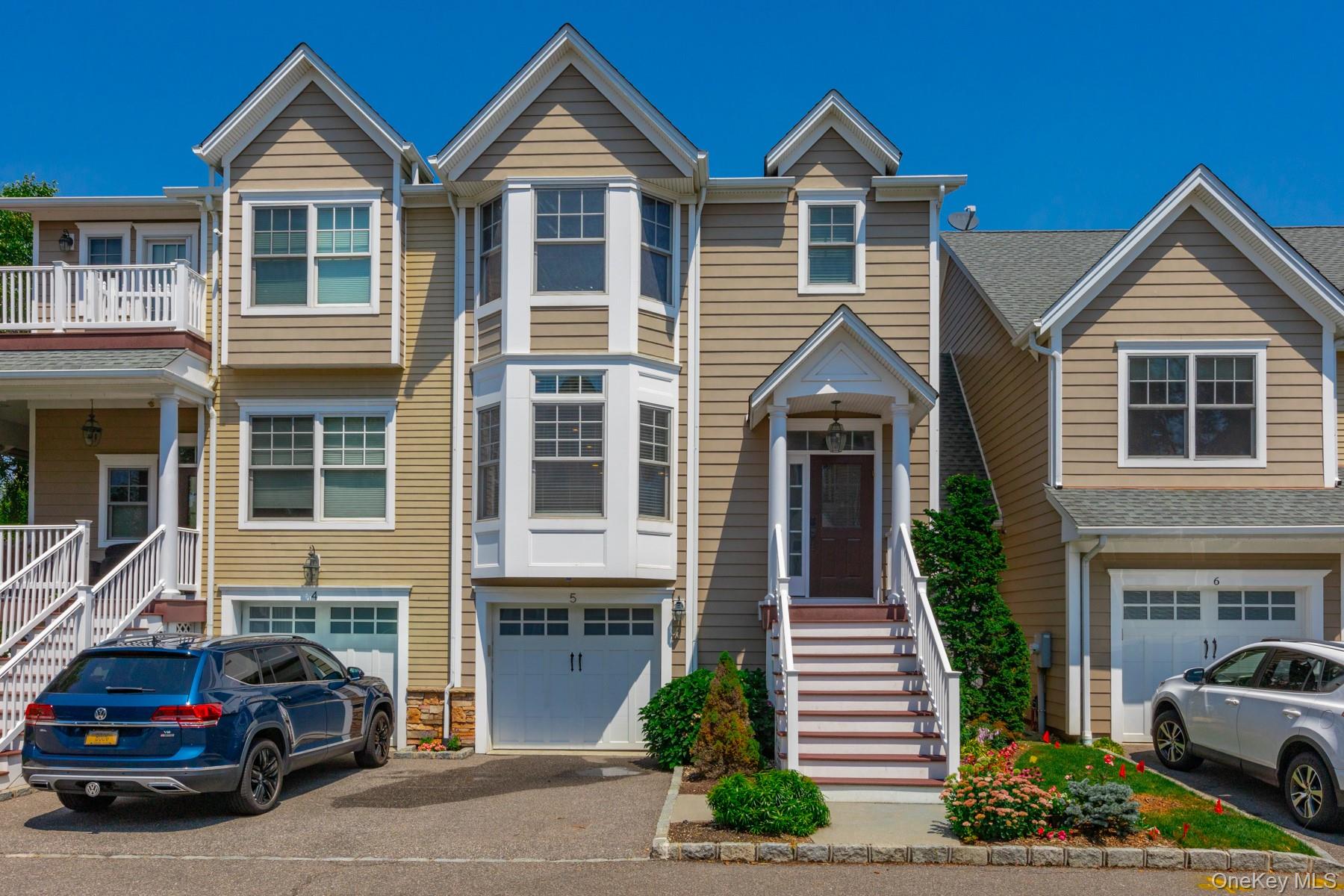 #1 photo, 5 Rosebud Lane, Babylon , NY 11702