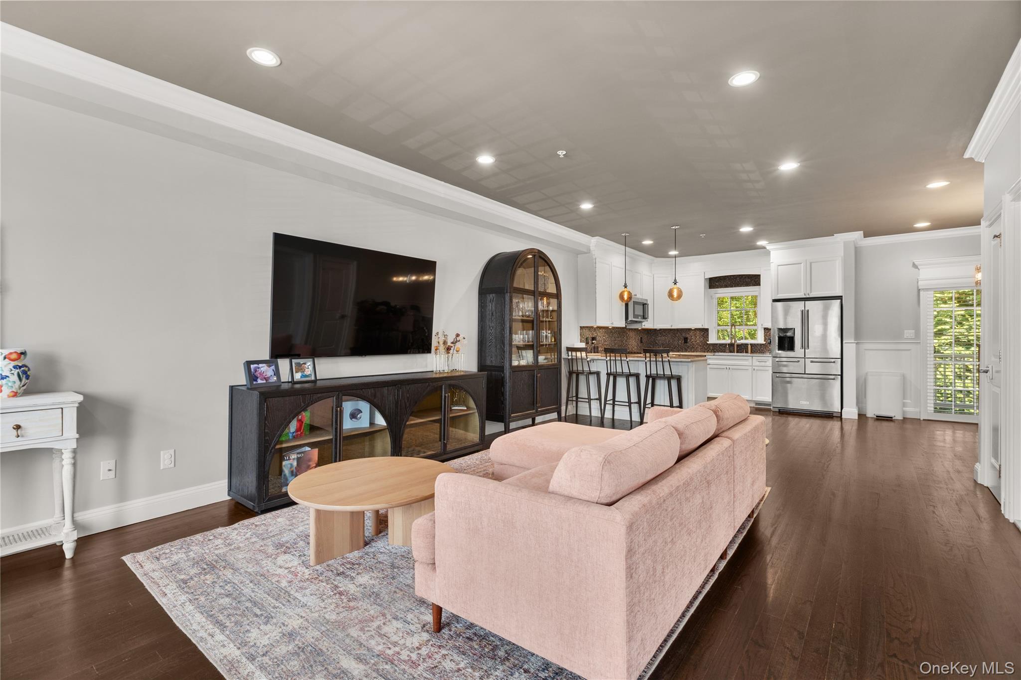 #3 photo, 5 Rosebud Lane, Babylon , NY 11702