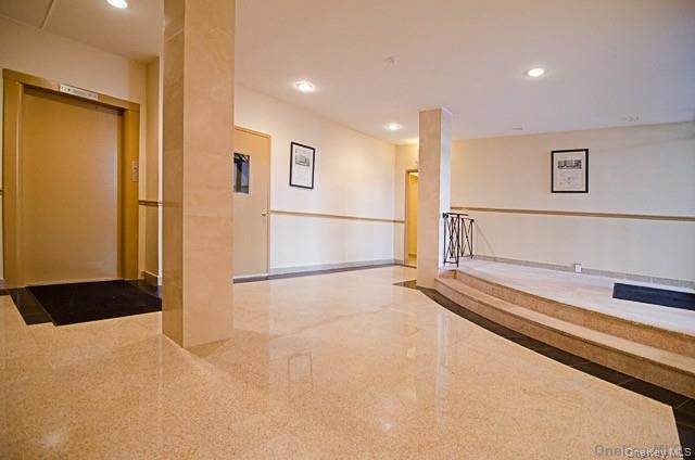 #3 photo, 135 Third Avenue, Mineola , NY 11501