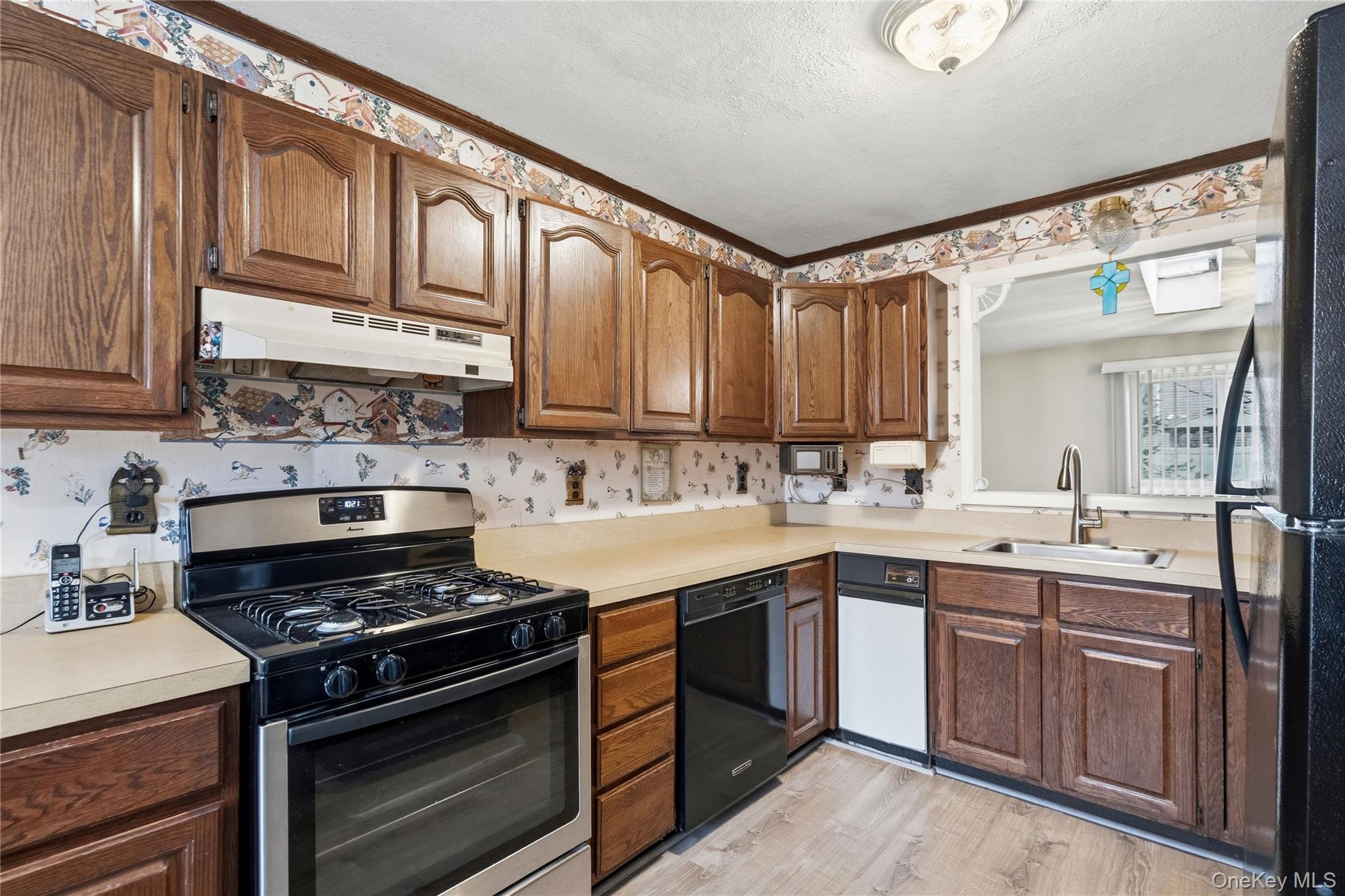 #12 photo, 24 Avenue A, Holbrook , NY 11741