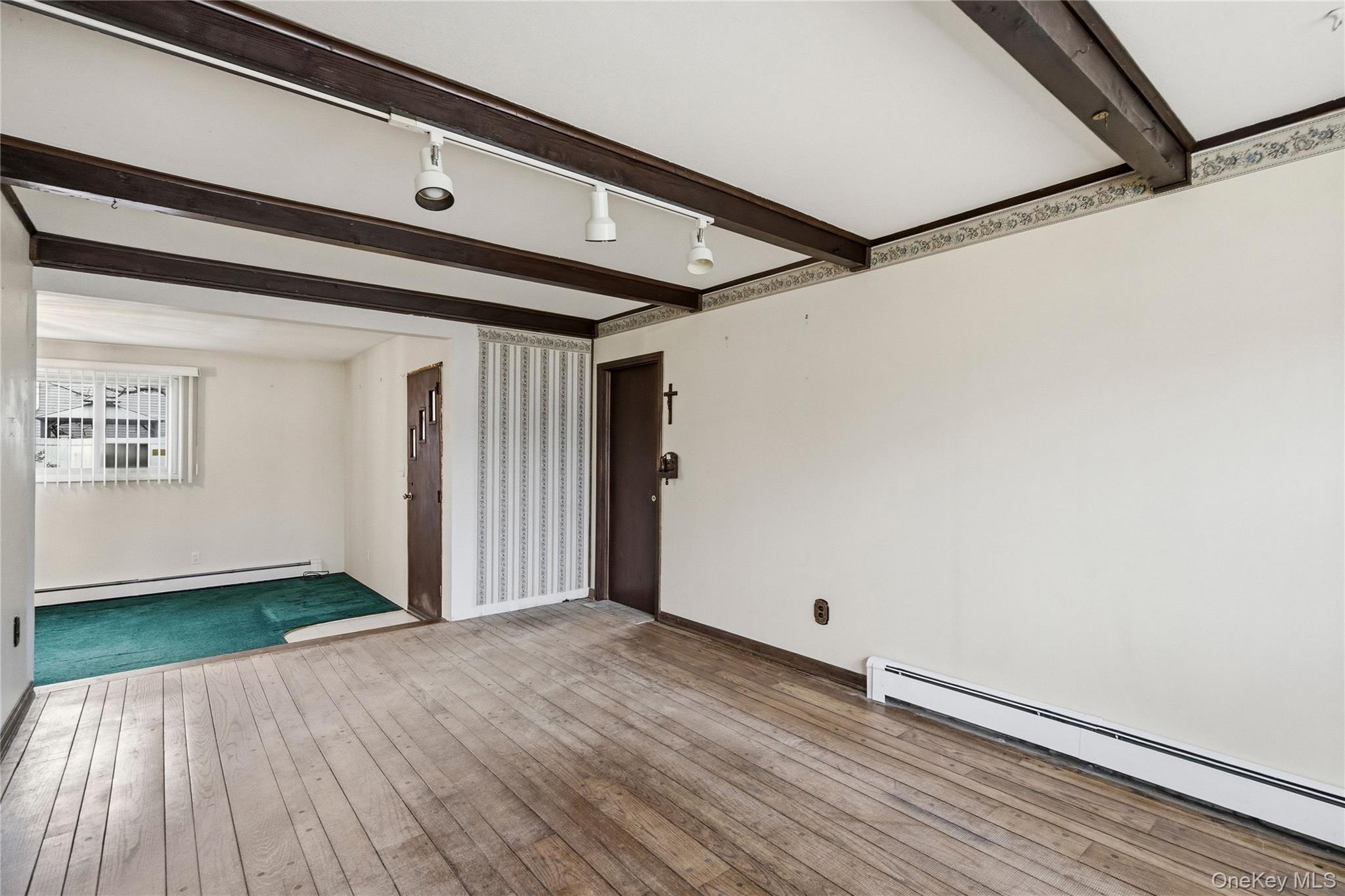 #14 photo, 24 Avenue A, Holbrook , NY 11741