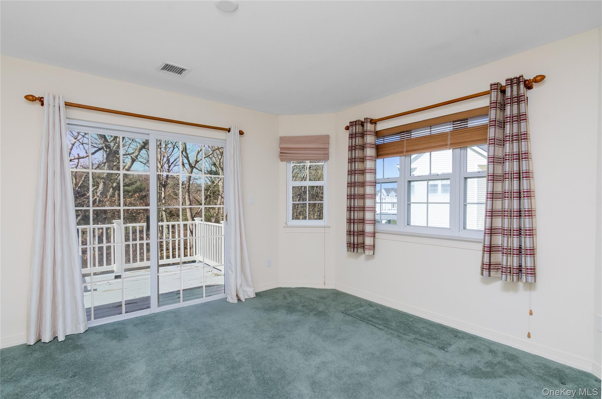 #18 photo, 3006 Amen Corner, Riverhead , NY 11901