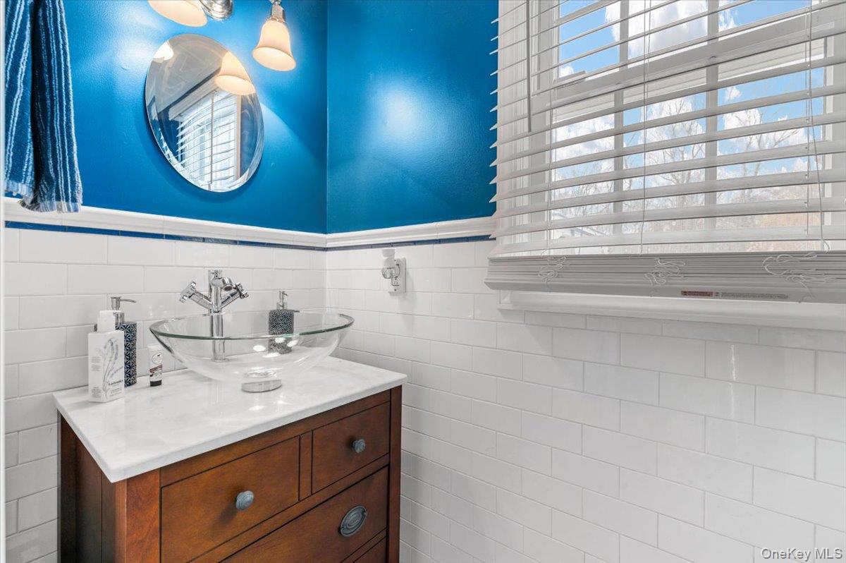 #15 photo, 32 Branch Drive, Smithtown , NY 11787