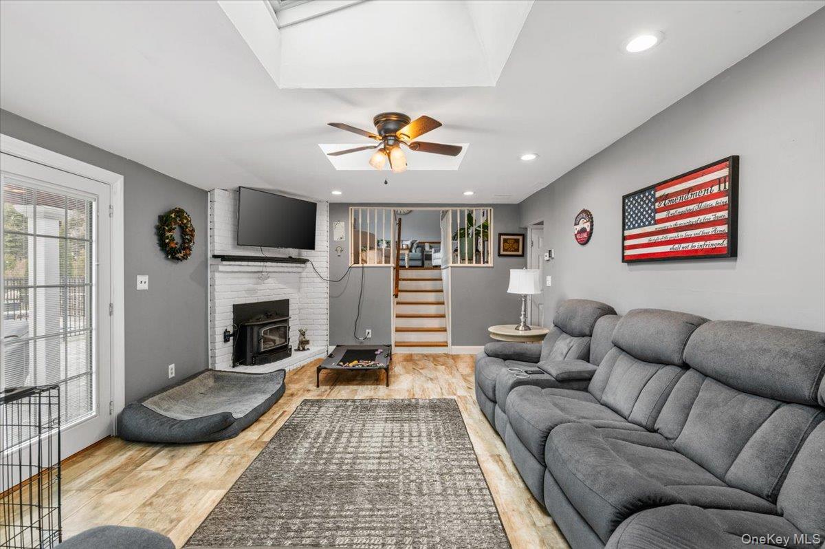 #16 photo, 32 Branch Drive, Smithtown , NY 11787