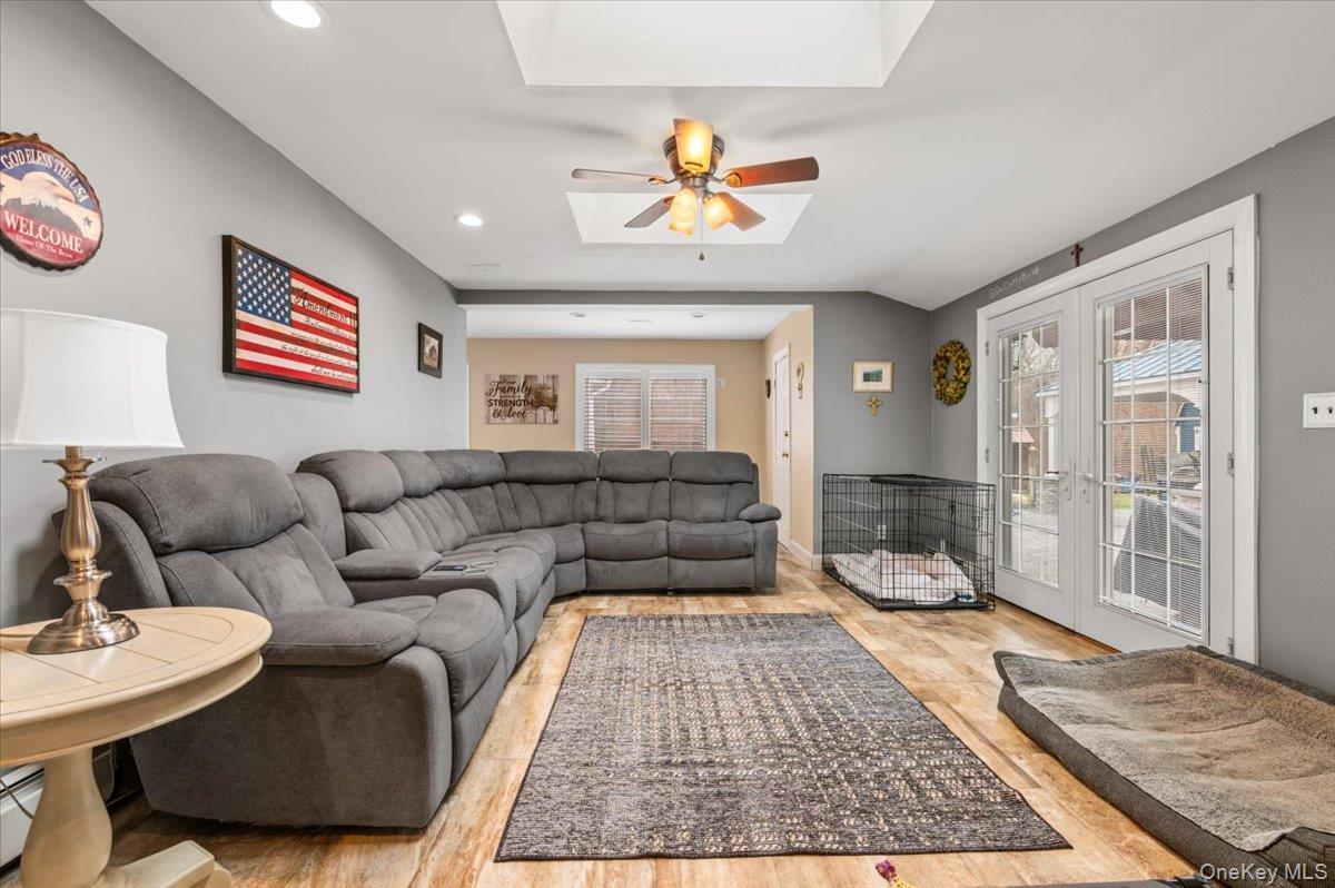 #19 photo, 32 Branch Drive, Smithtown , NY 11787