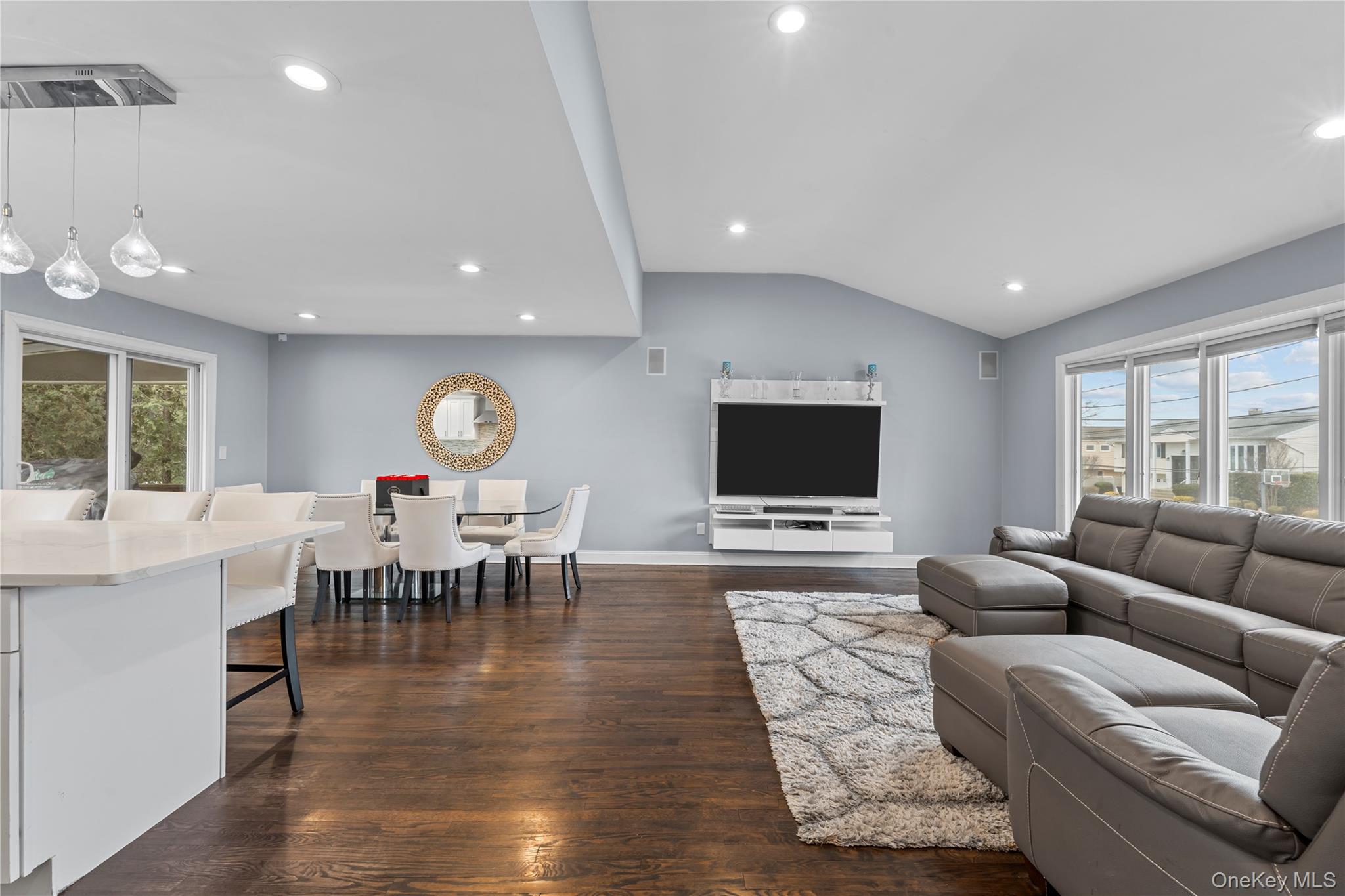 #17 photo, 2812 Covered Bridge Road, নাসাউ কাউন্টি Merrick , NY 11566